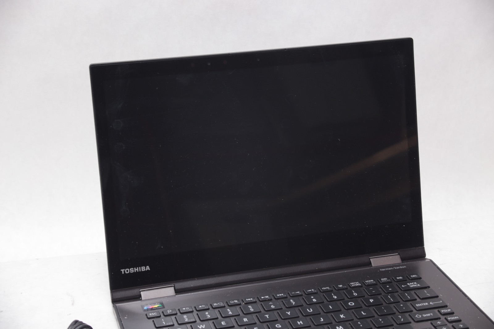 Toshiba Satellite Radius 12 P25W-C Convertible i7-6500U 8GB 128GB 12.5″ Touch