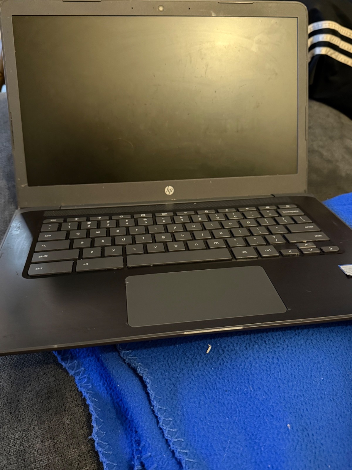 HP Chromebook 14A G5 14″ (16GB, AMD A4, 1.6GHz, 4GB) 7CZ87UT#ABA