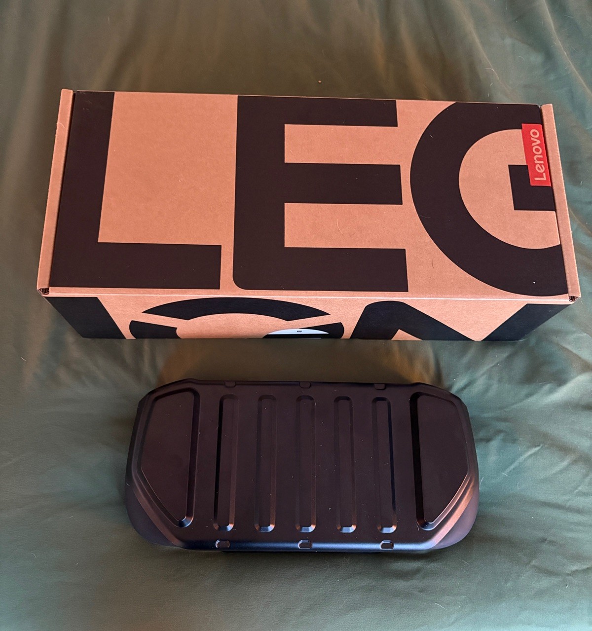Legion Go S Z1 Extreme 32GB w/ Killswitch Case + Cover + 2 Screen Protectors
