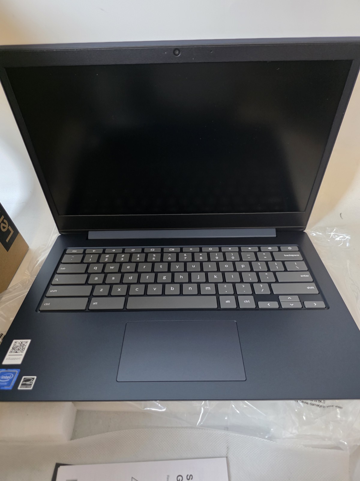 Lenovo 14″ Chrome OS Intel Celeron Processor 4GB RAM 64GB Flash Storage 82C10009