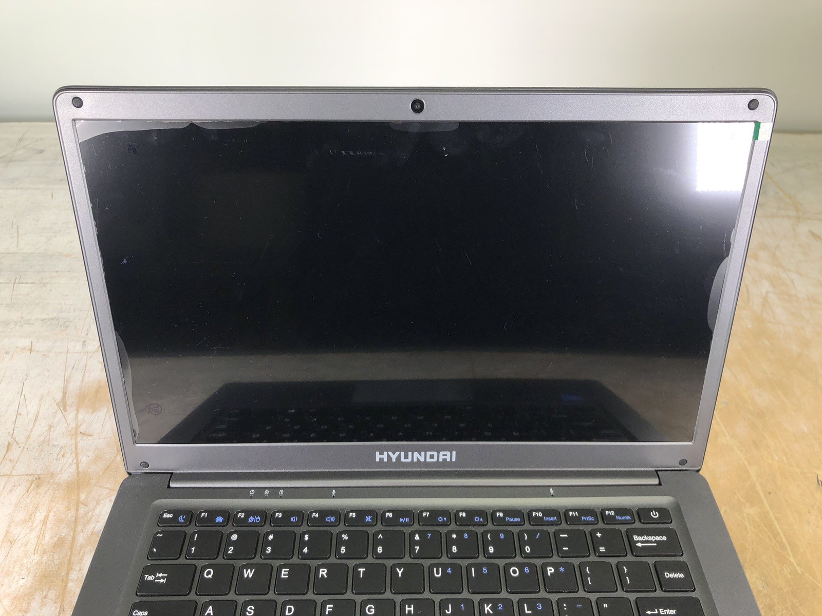 HYUNDAI HYBOOK 14.1″ CELERON N4020 @ 1.10GHz, 4GB RAM, 128GB HDD – (NEW-NO BOX)