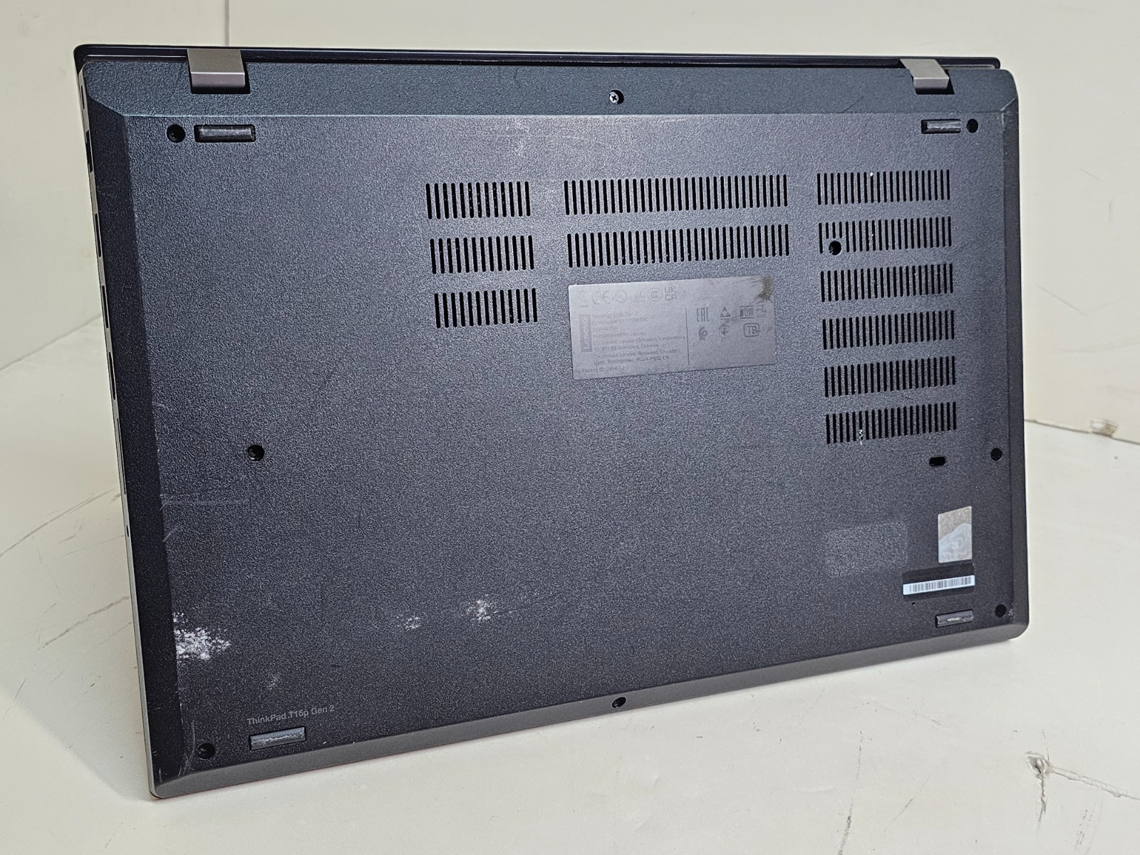 Lenovo ThinkPad T15p Laptop – 2.3 GHz i7-11800H 16GB 1TB SSD GTX 1650 15.6″ SP1