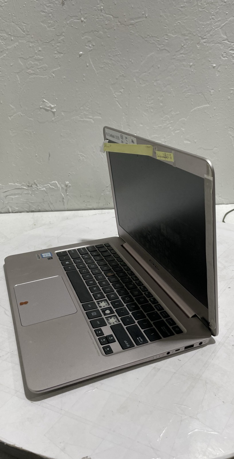 Asus ZenBook UX305U PD97265D2 13.3″ Ultrabook Notebook PC No SSD