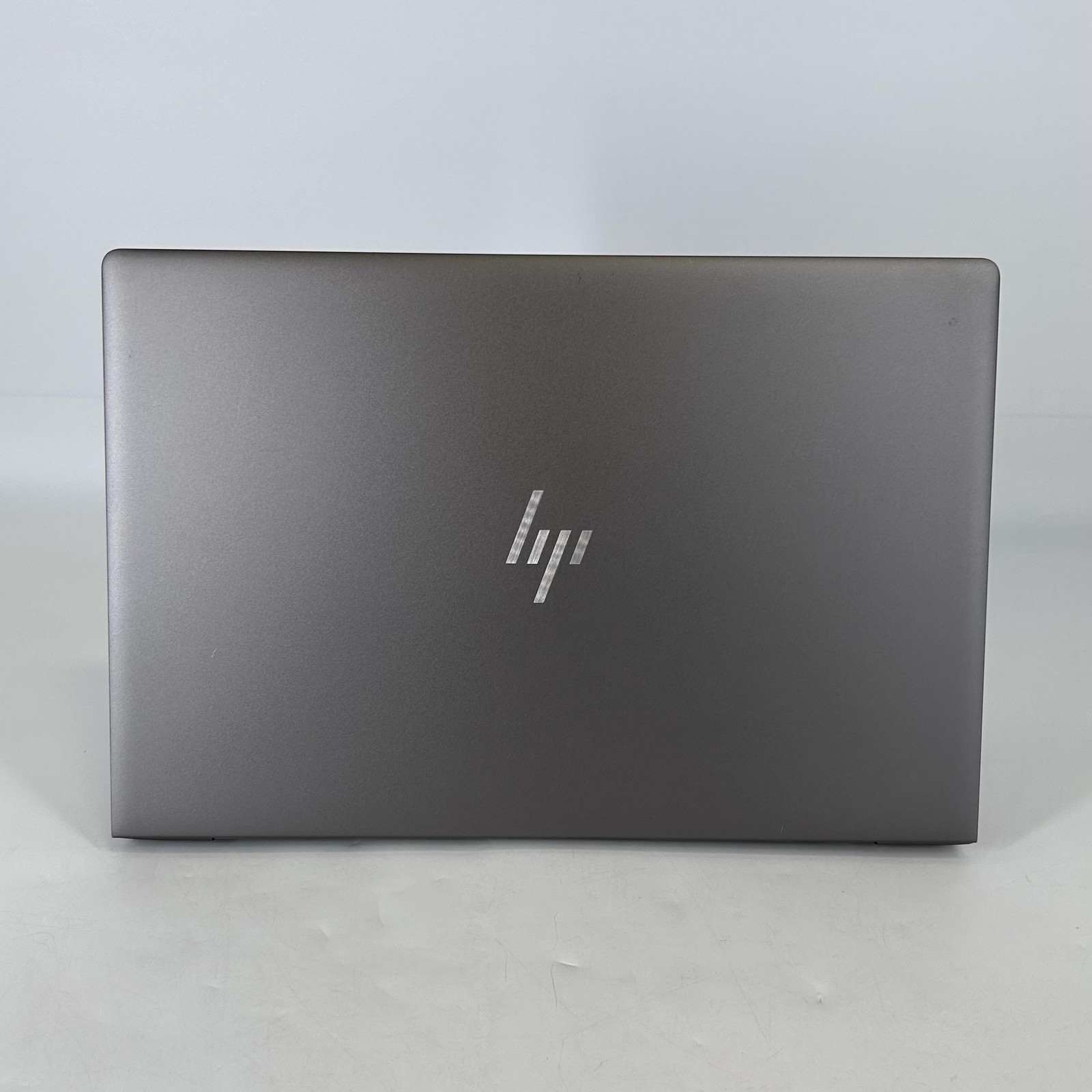 HP ZBook 15u G5 15.6 FHD i7-8550U 1.80GHz 16GB 512GB SSD AMD Radeon Pro WX 3100