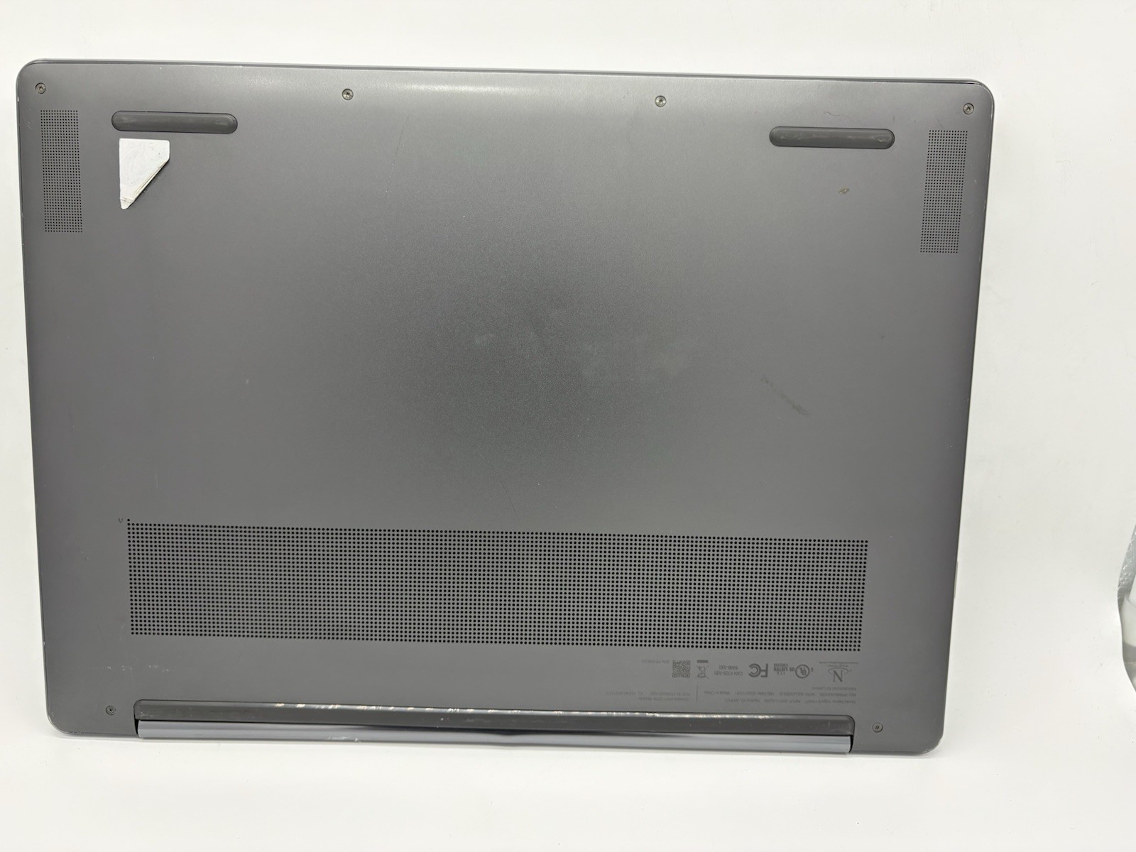 Lenovo Yoga 9 14IAP7 – (intel i7 1260p, 16gb, 1TB) *FRAME WEAR SEE PHOTOS* [LT2]