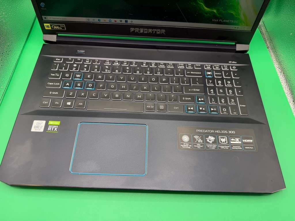 Acer Predator Helios PH317-54 Gaming i7-10750H 2.60GHz 32GB RAM 1TB SSD RTX 2070