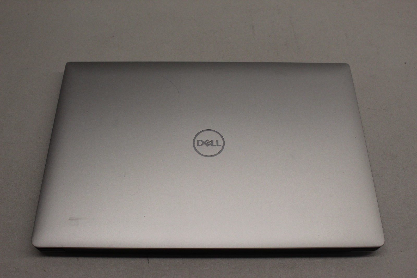 Dell XPS 15 7590 I7-9750H 256GB NvME 16GB DDR4 Win11Pro Geforce GTX 1650