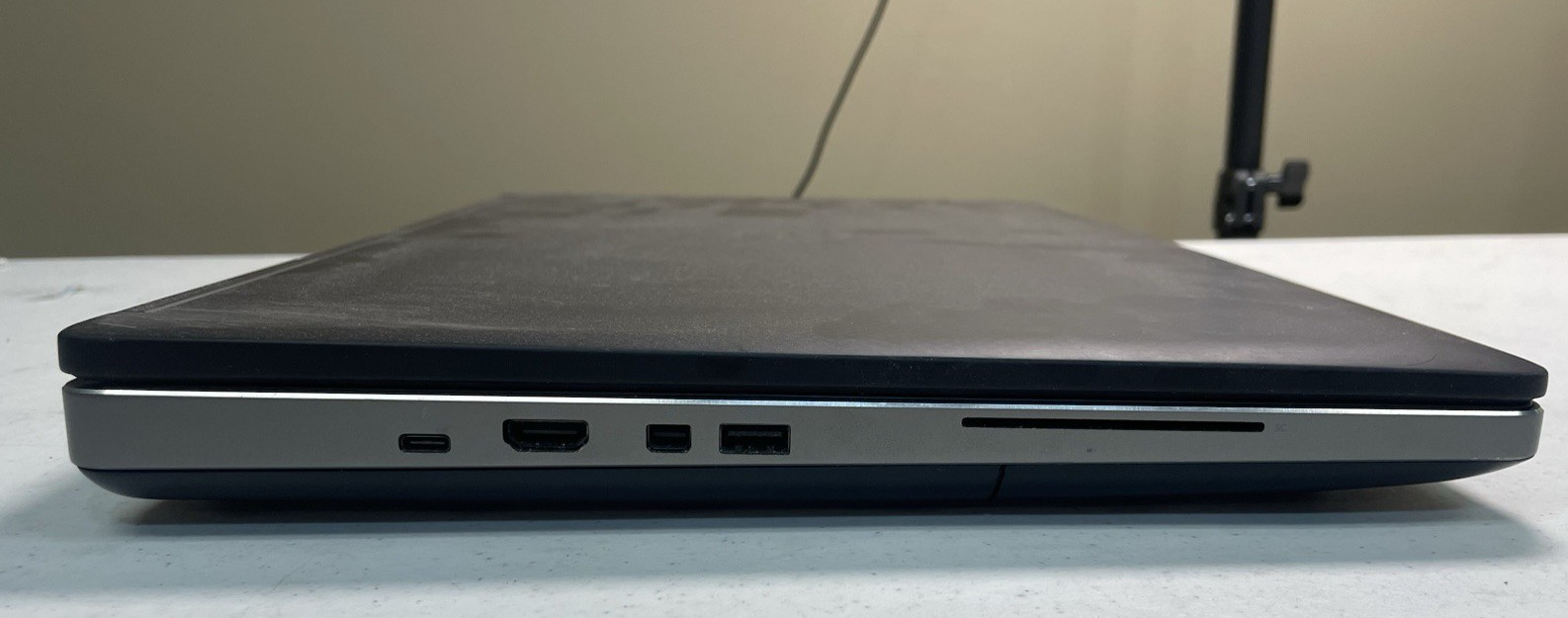 Dell Precision 7720 i7-6820HQ 16GB RAM WX4130 NO HDD FP/R