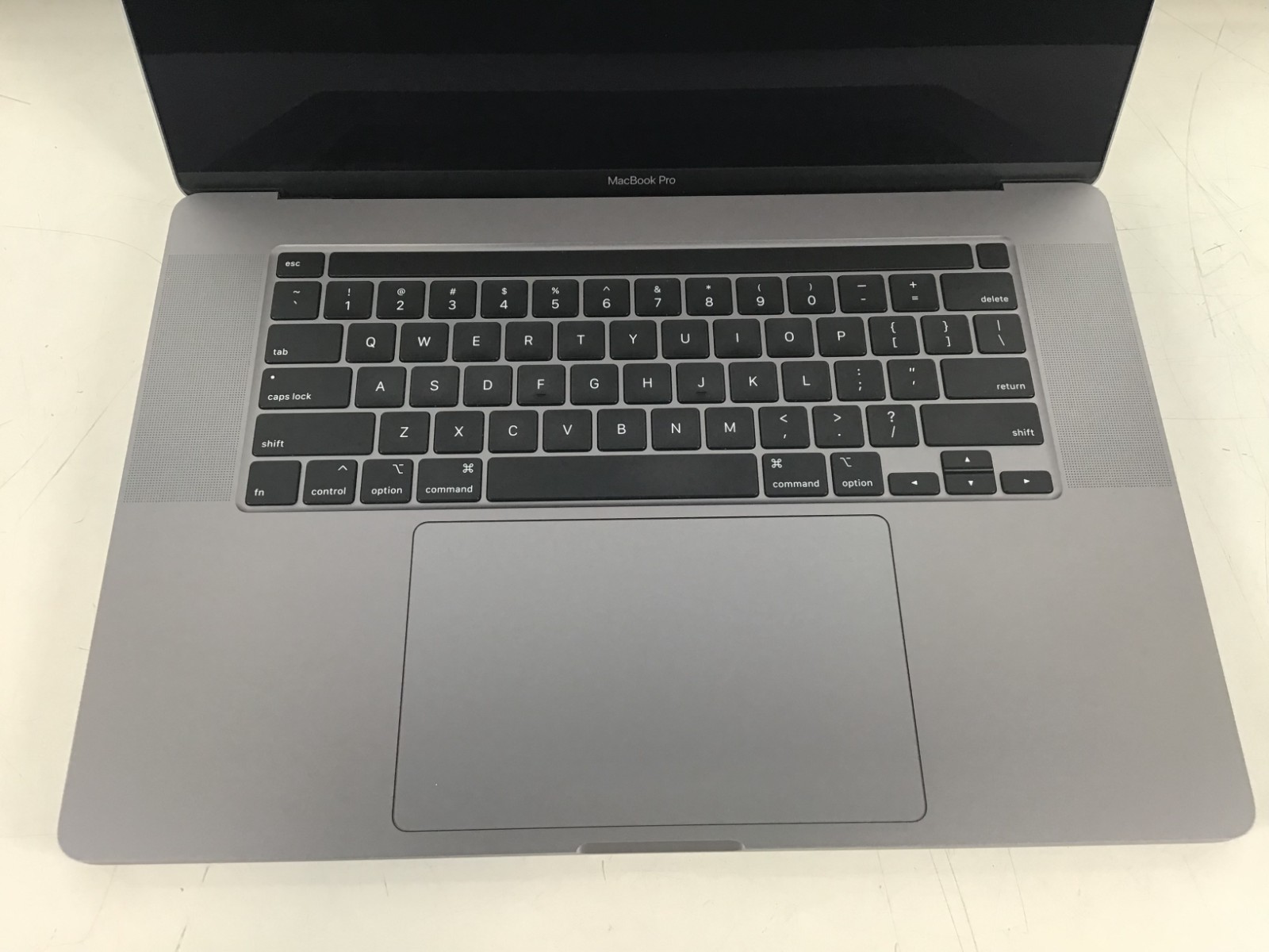Lot of 2 Apple MacBook Pro 16″ A2141 i7-9750H 2.6GHz 16GB RAM 500B NVMe Gray~III