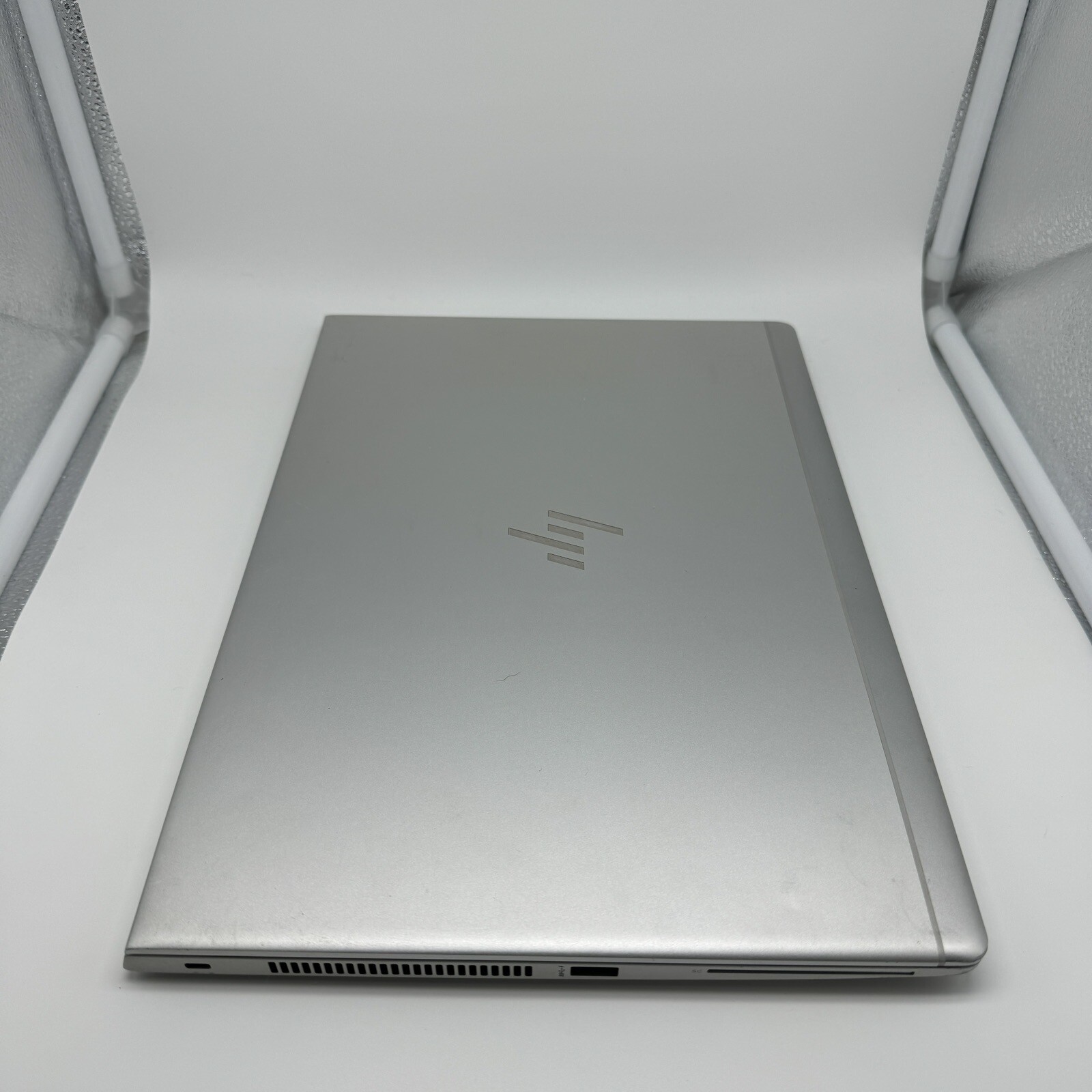 HP Elitebook 840 G6 14″ FHD | i5-8265U 1.60GHz | 8GB RAM | No SSD/OS | GRADE C