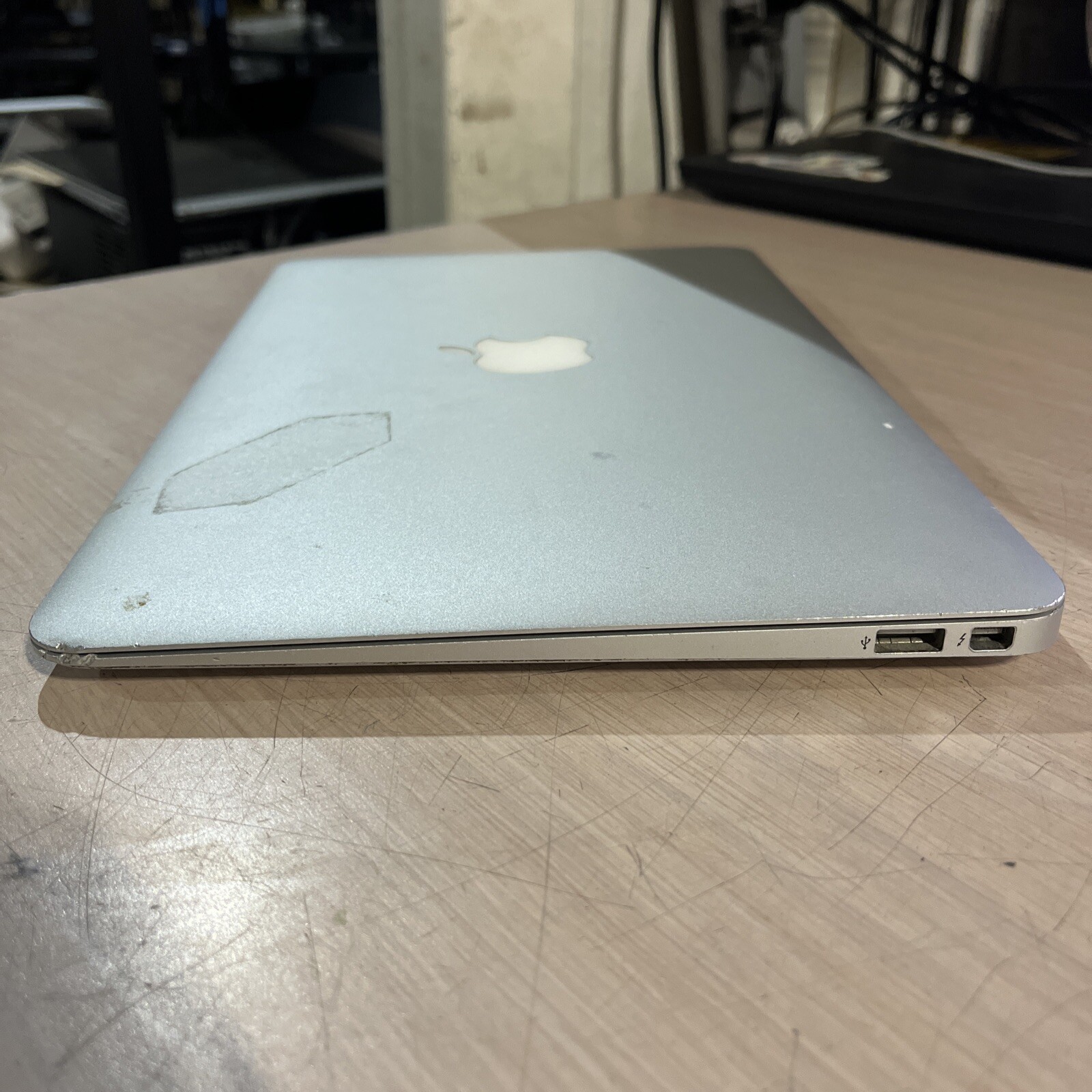 APPLE MACBOOK AIR 13″ MID-2012 CORE I5-3317U 1.7GHZ 4GB RAM