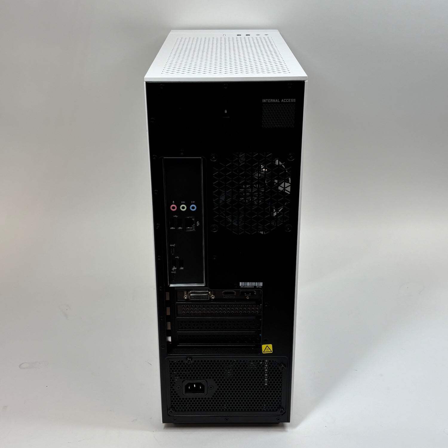 HP Omen 25L PC Ryzen 5 5600G 3.90GHz 8GB RAM 512GB SSD GeForce GTX 1660 Super