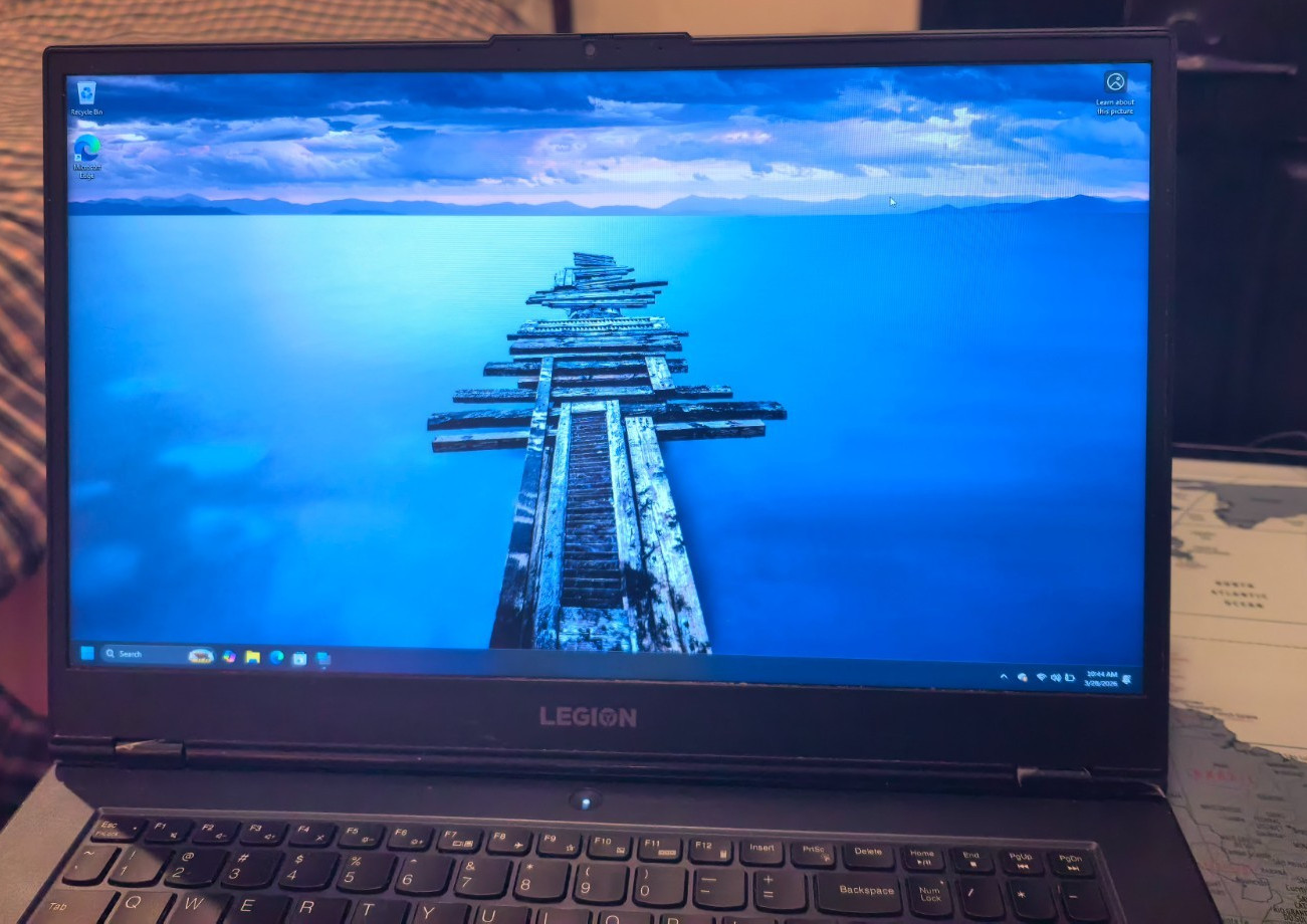 Lenovo Legion Gaming Laptop R5 5600H RTX 1650 16GB – Keyboard Issue