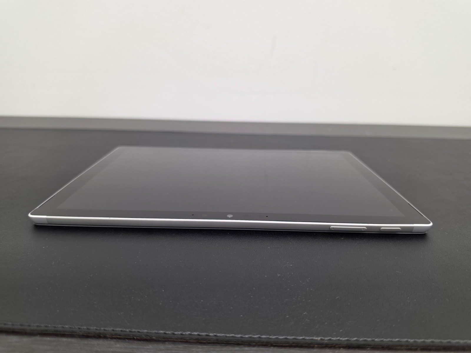 Microsoft Surface Pro 7+ i5-1135G7 16GB Ram 256GB SSD Win 11 Pro