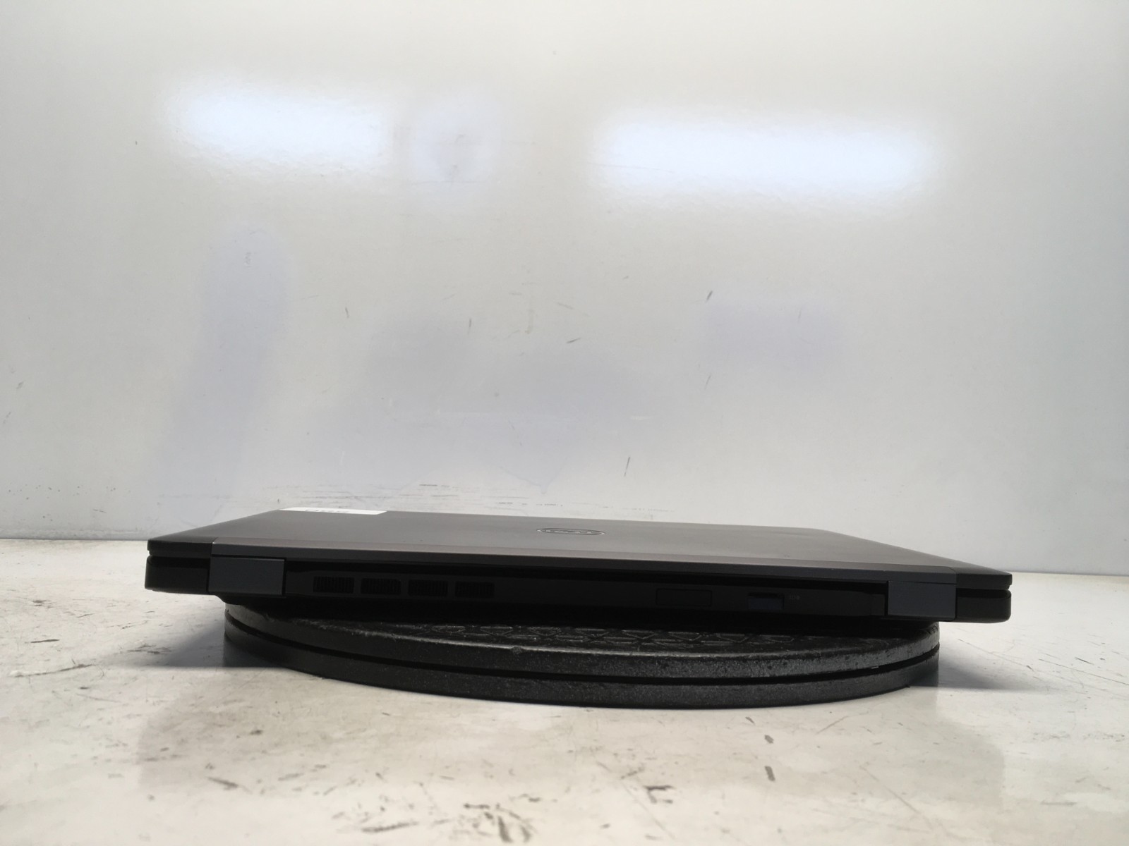 Dell Latitude 5280 Intel i5-7300U 2.6GHz 4 GB NO HDD NO BAT READ