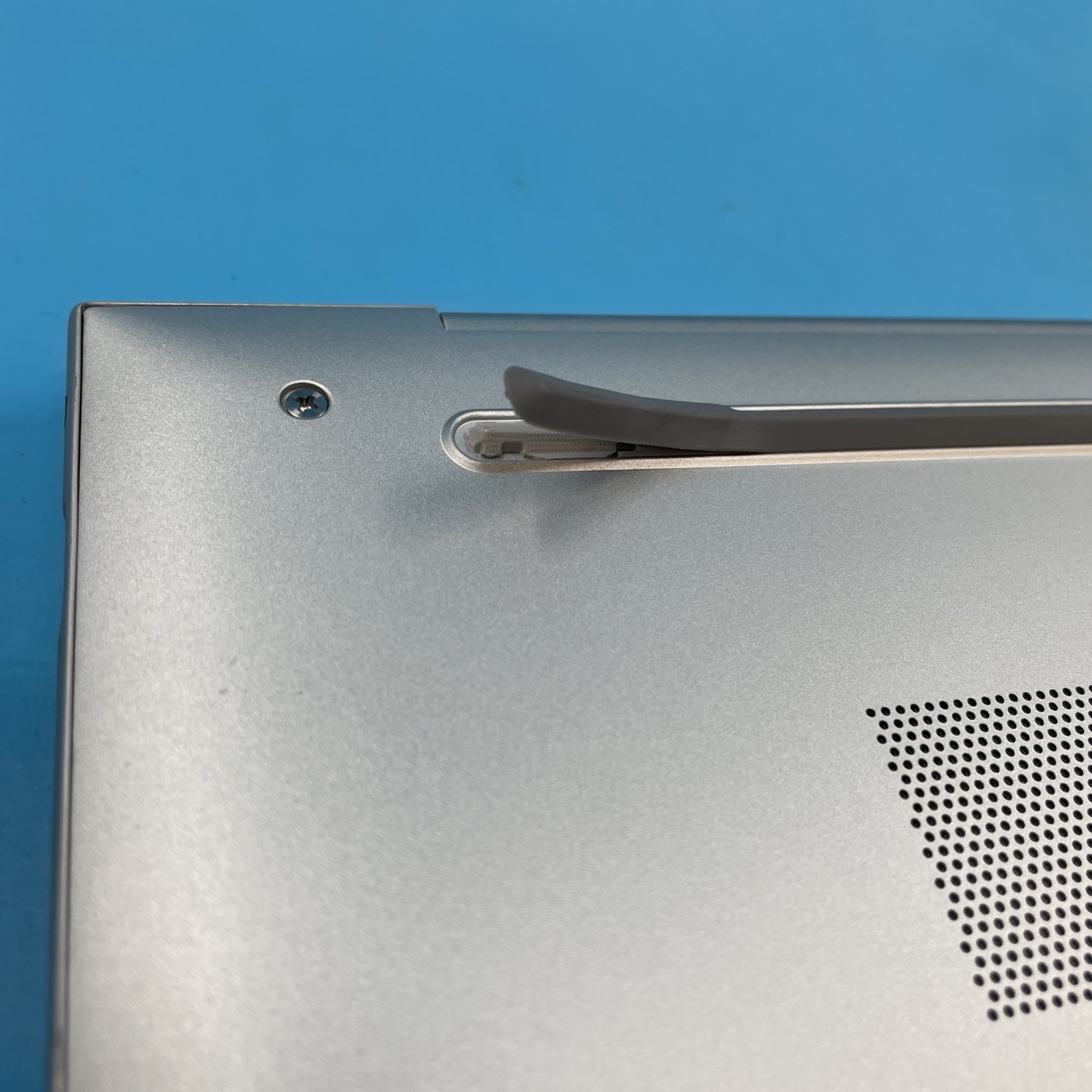 (LOT OF 2) HP EliteBook 840 G10 | i5-1345U | 16GB RAM | 256GB SSD | NO OS | 75%+