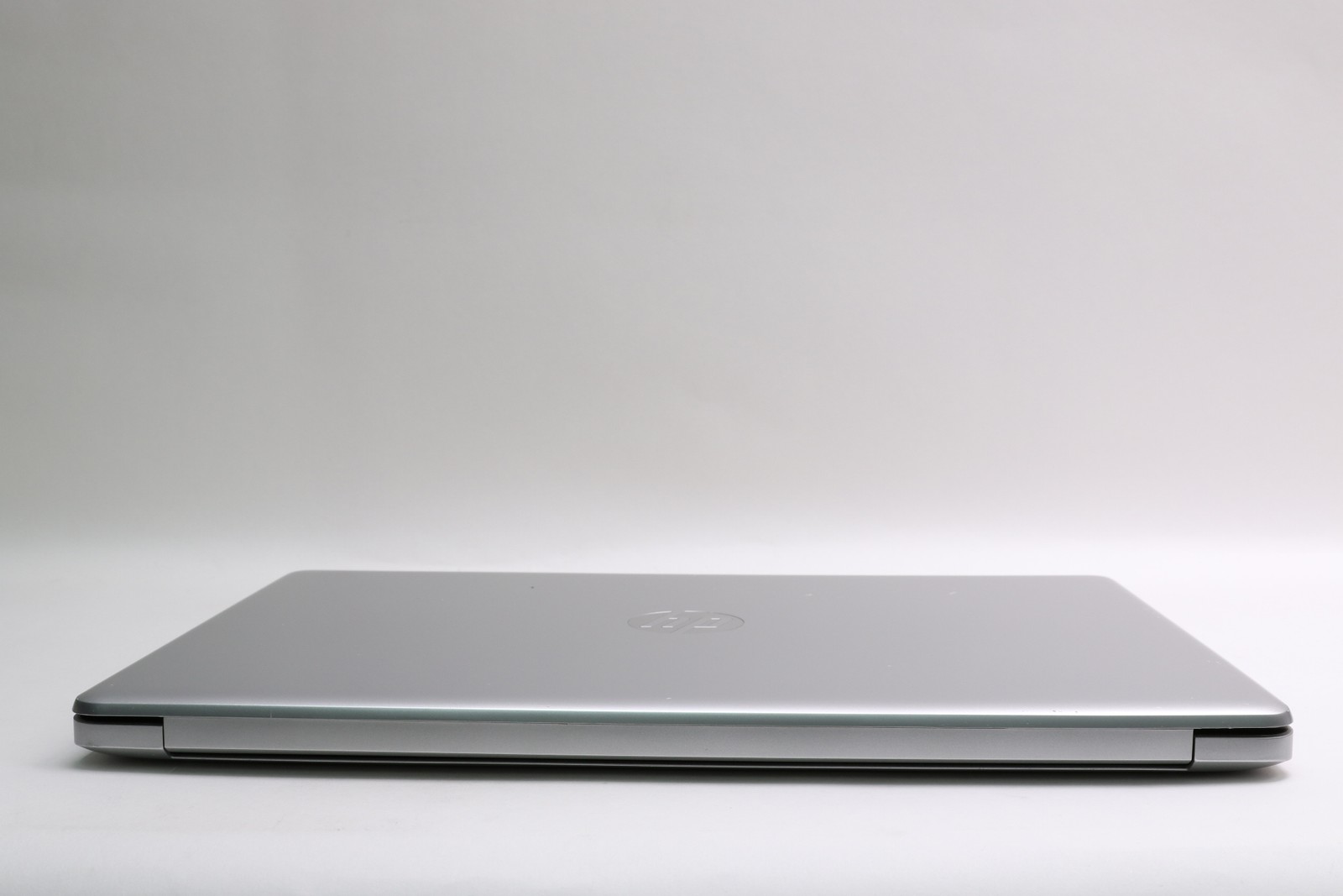 17″ HP Laptop 17-ca0xxx, Ryzen 5 2500U, 8GB, 256GB