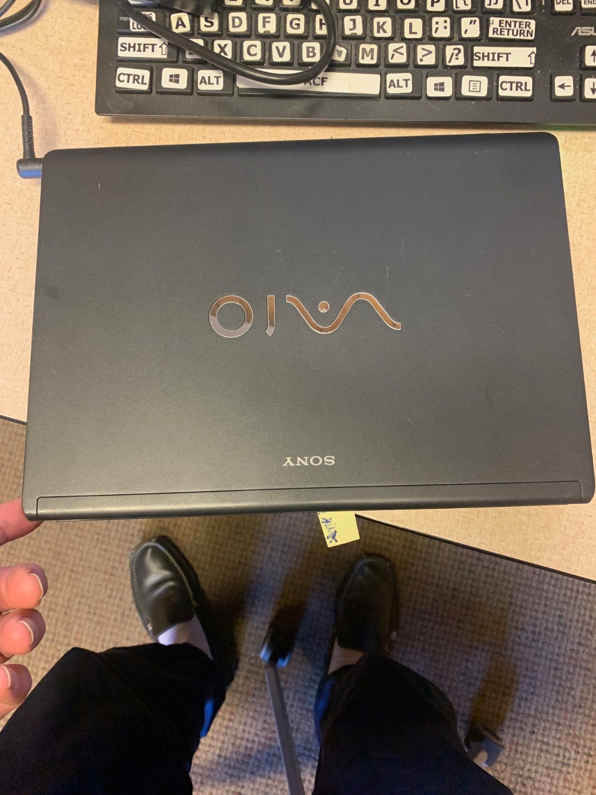 🍎🍎SONY VAIO VGNZ570 LAPTOP VISTA BUSINESS 2009+ORIGINAL RECEIPTS EXC COND🍎🍎