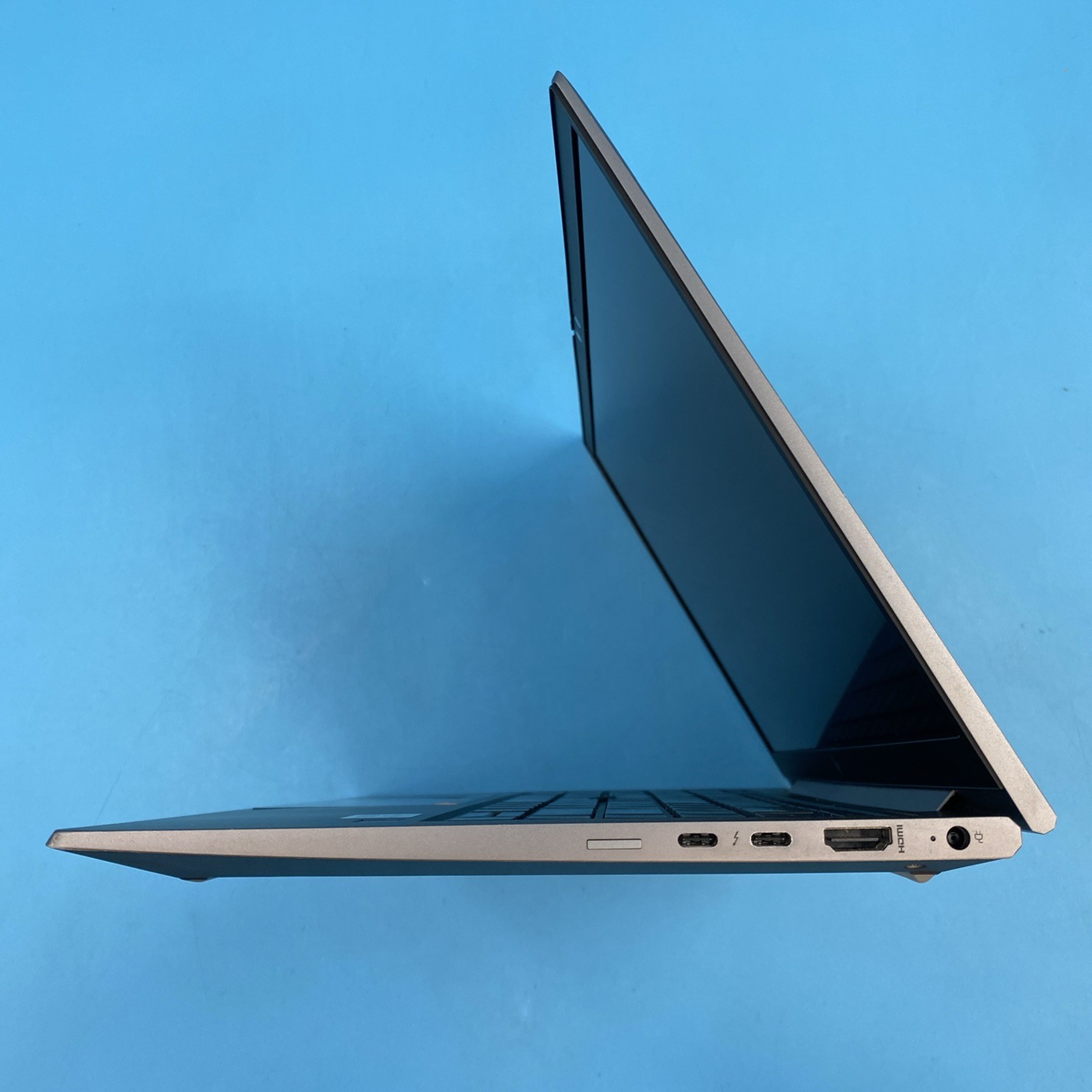 HP ZBook FireFly G7 | i7-10510U | 16GB RAM | Quadro P250 | NO SSD/OS | 77% BATT