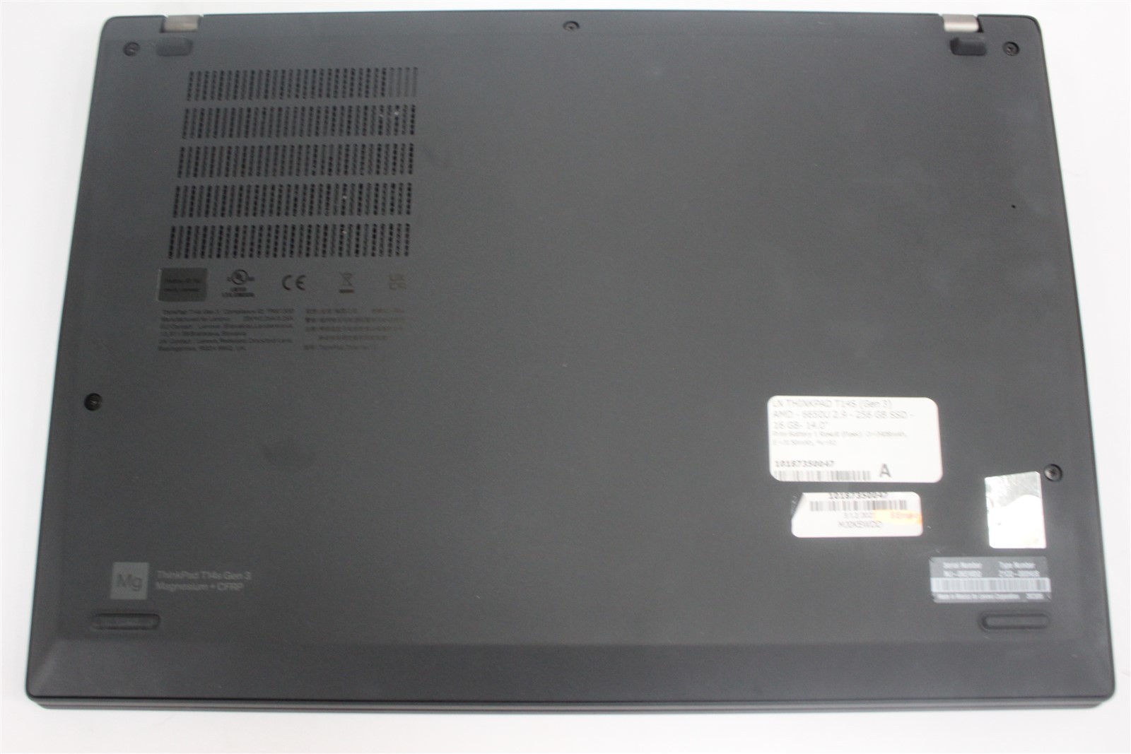 Lenovo ThinkPad T14s Gen 3 2022 14” Ryzen 5 Pro 6650U 2.9GHz 16GB 256GB SSD