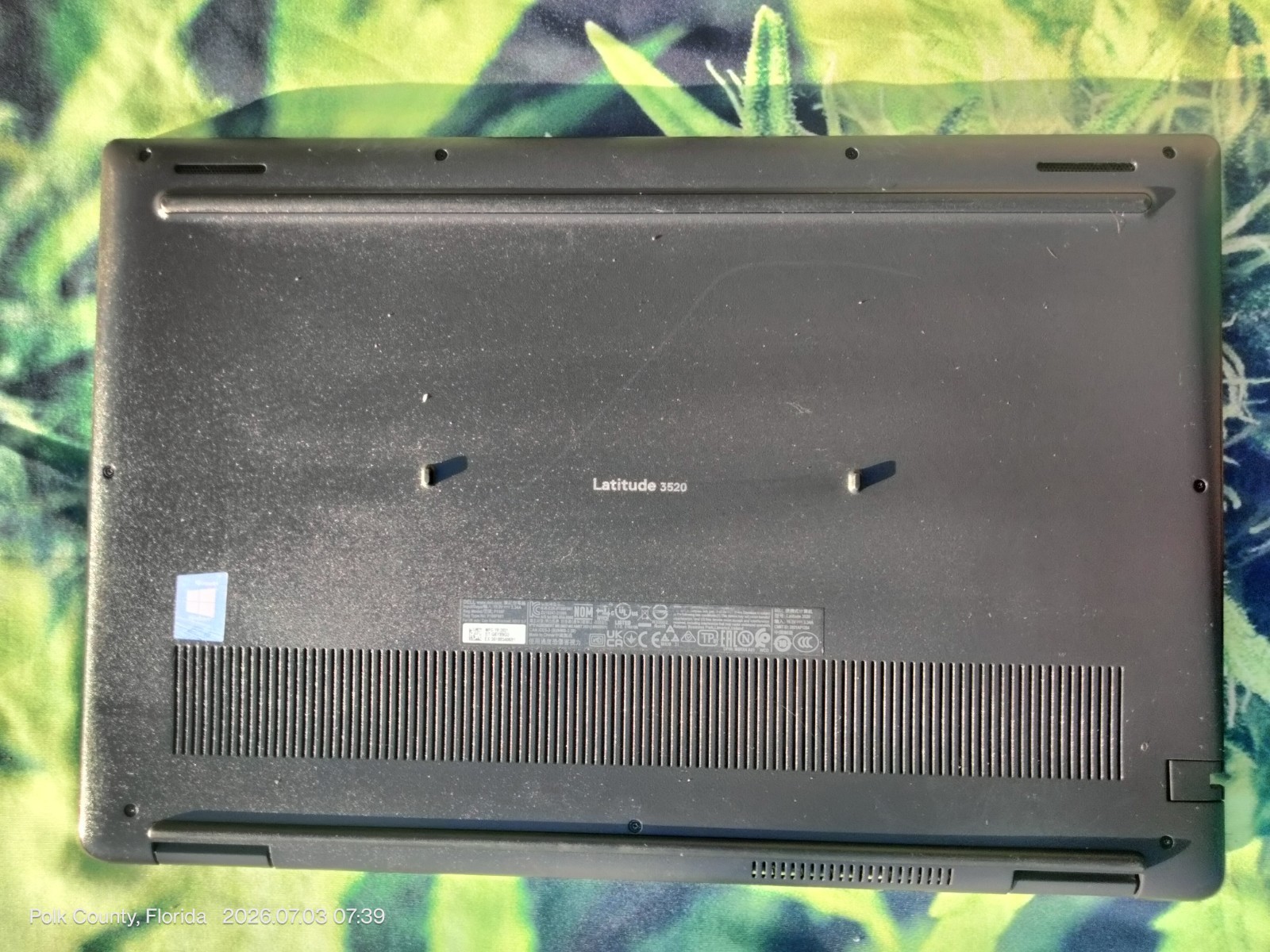 Dell Latitude 3520 15.6″ i5-1135G7 4GB RAM 128GB SSD Win 11 Pro