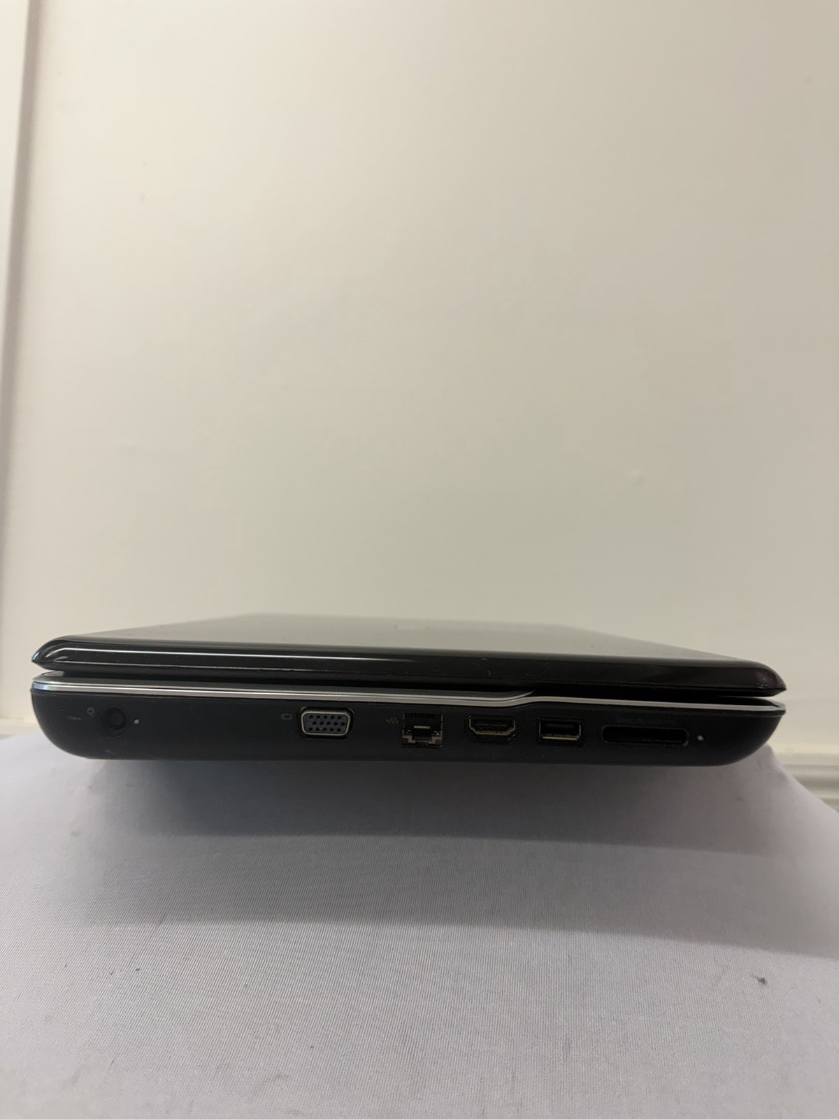 HP Notebook G60-445DX Laptop – Unknown if Screen is Good – RAM 4 GB – Read Des