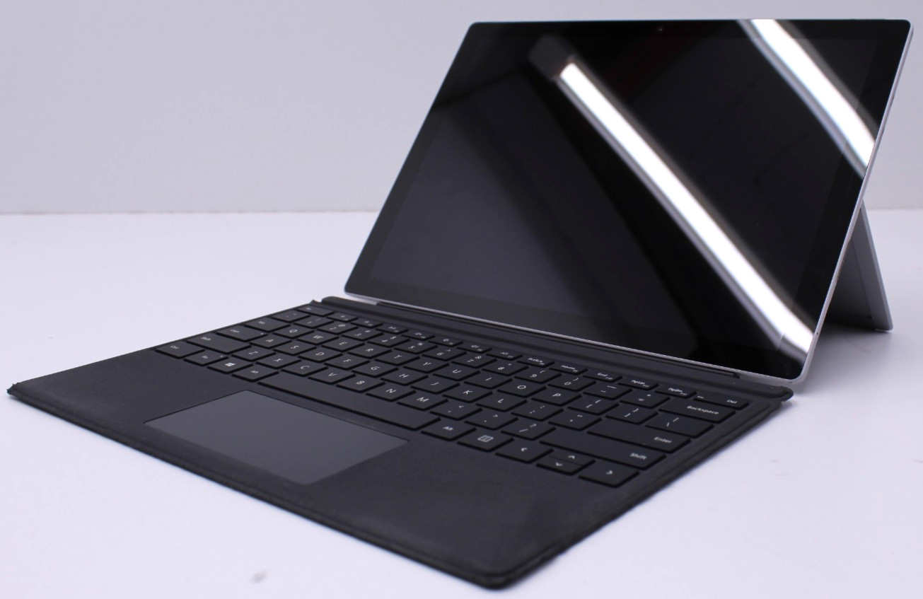 Lot of 5 Microsoft Surface Pro 5 1796 i5 7300U @ 2.6 GHz 256 GB 8 GB Win 10 Pro