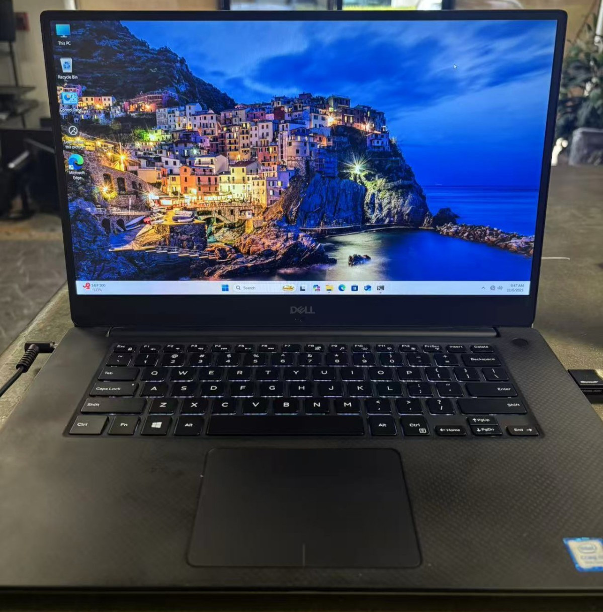 Dell Precision 5530 15″ i7-8850H P1000 16GB RAM 256gb NVME Win11 NO BATTERY