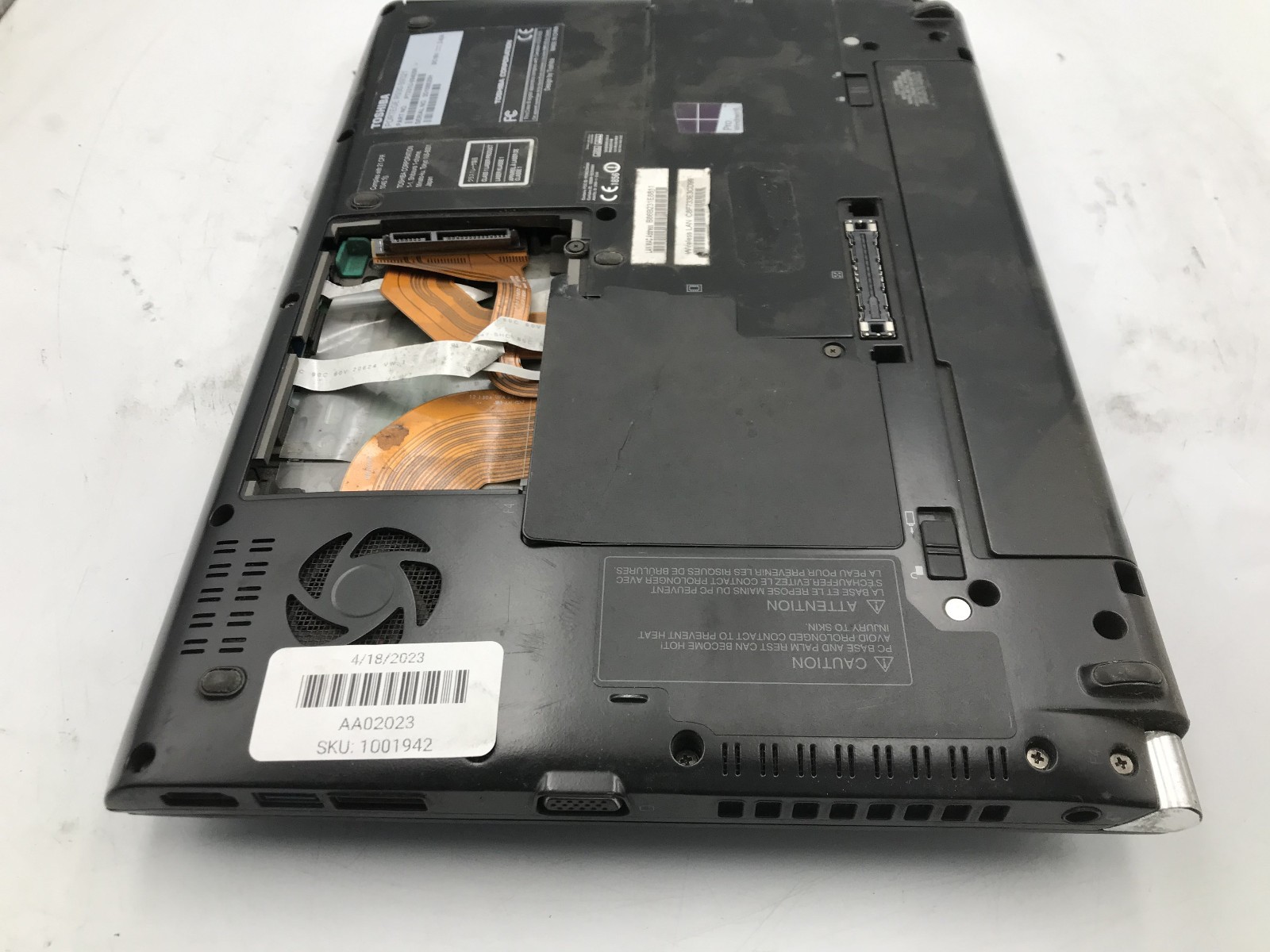 TOSHIBA PORTEGE R930 S9321 -FOR PARTS/NO BOOT- INTEL I5 3340M – 4GB RAM -READ-BB