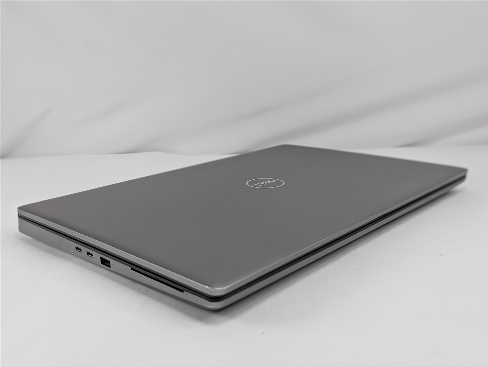 Dell Precision 7760 2021 17.3” i7-11850H 2.5GHz 32GB RAM 512GB SSD RTX A3000