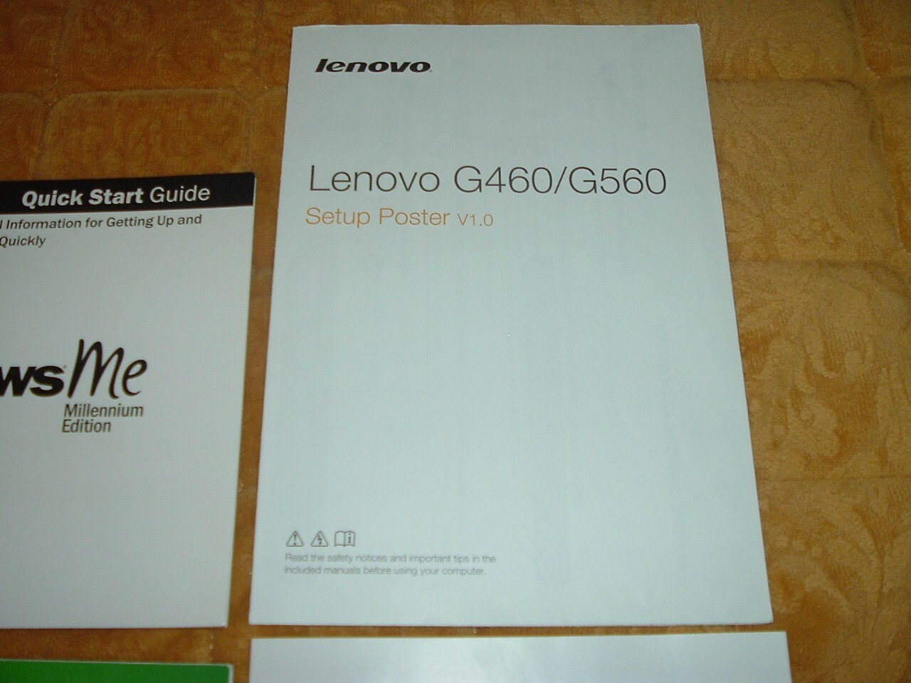 Lenovo G560 Laptop As Is Non Working For Parts w/ Power Adaptor & Owner Manuals