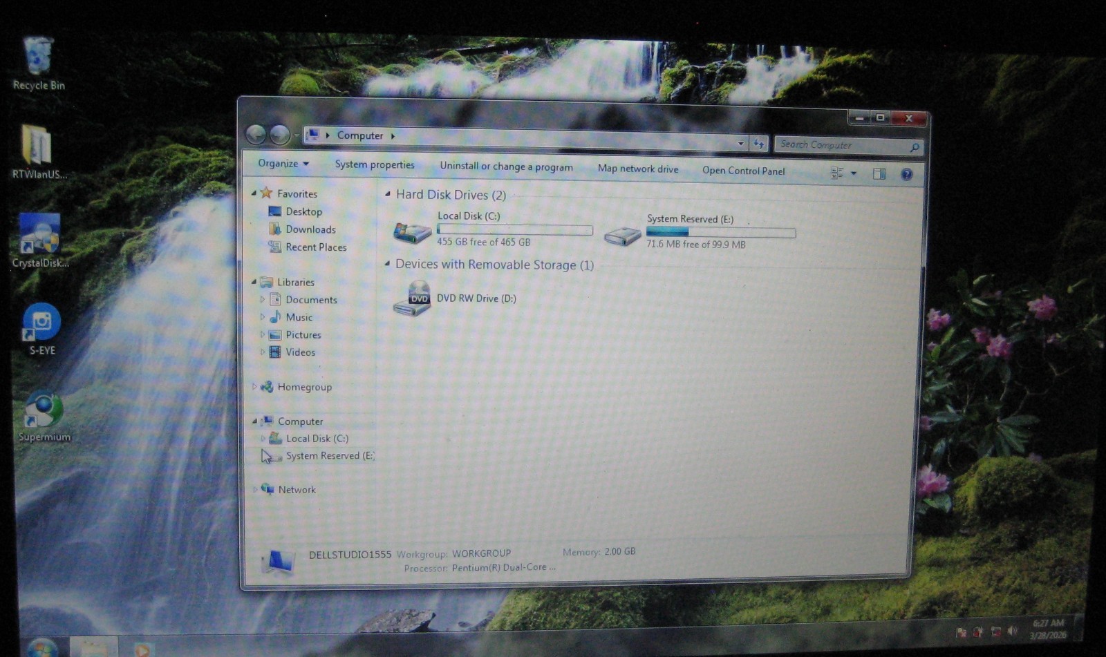 Dell Studio 1555 Laptop Pentium Dual-Core@2.2GHz, 2GB RAM, 500GB HDD, Win 7 Home