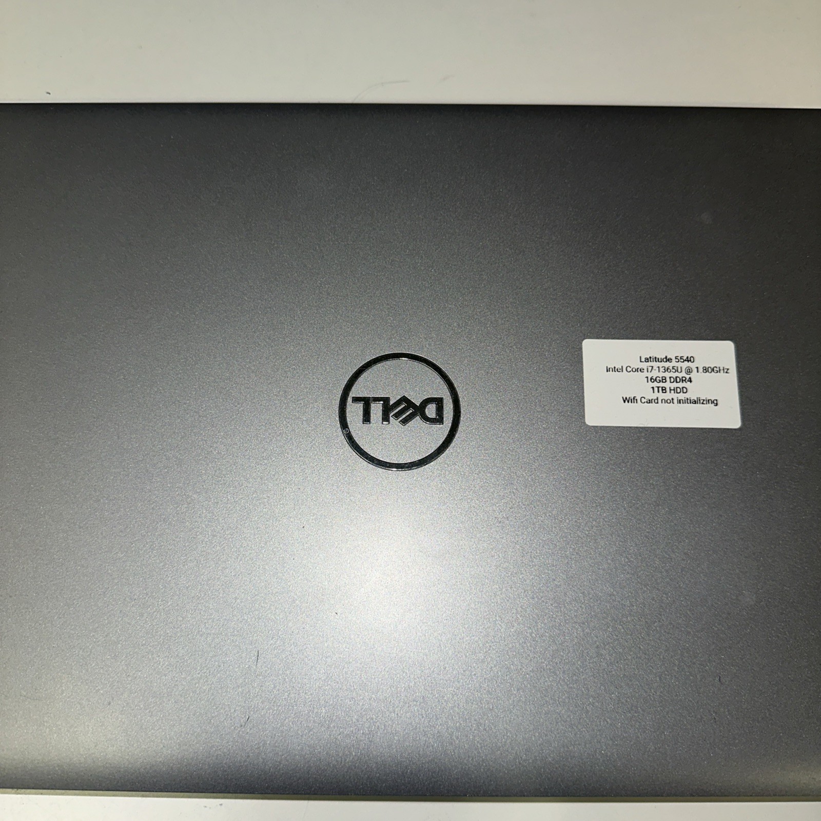Dell Latitude 5540 15.6″ i7-1365U 16GB DDR4 256GB SSD Windows 11 Home in Gray