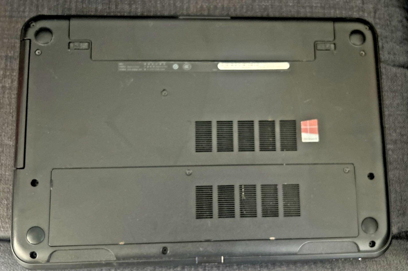 DELL Inspiron 15 3521 Intel 1.8 GHz 8GB RAM, Laptop, With Power Supply