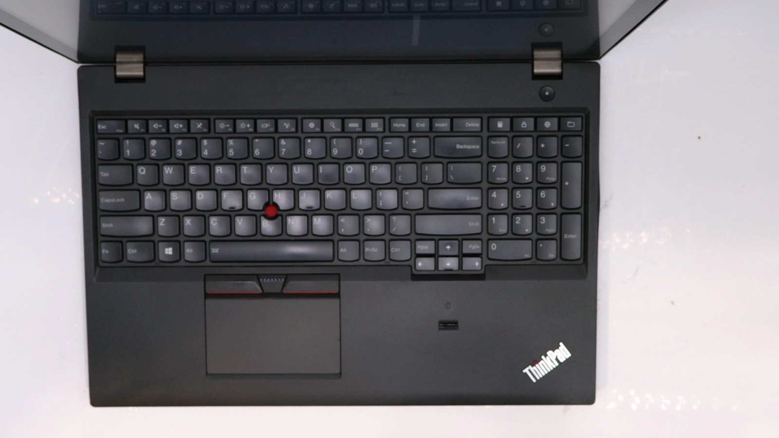 Lenovo ThinkPad W550s 15″ i7-5600u 32GB 1TB – Fair READ DESC