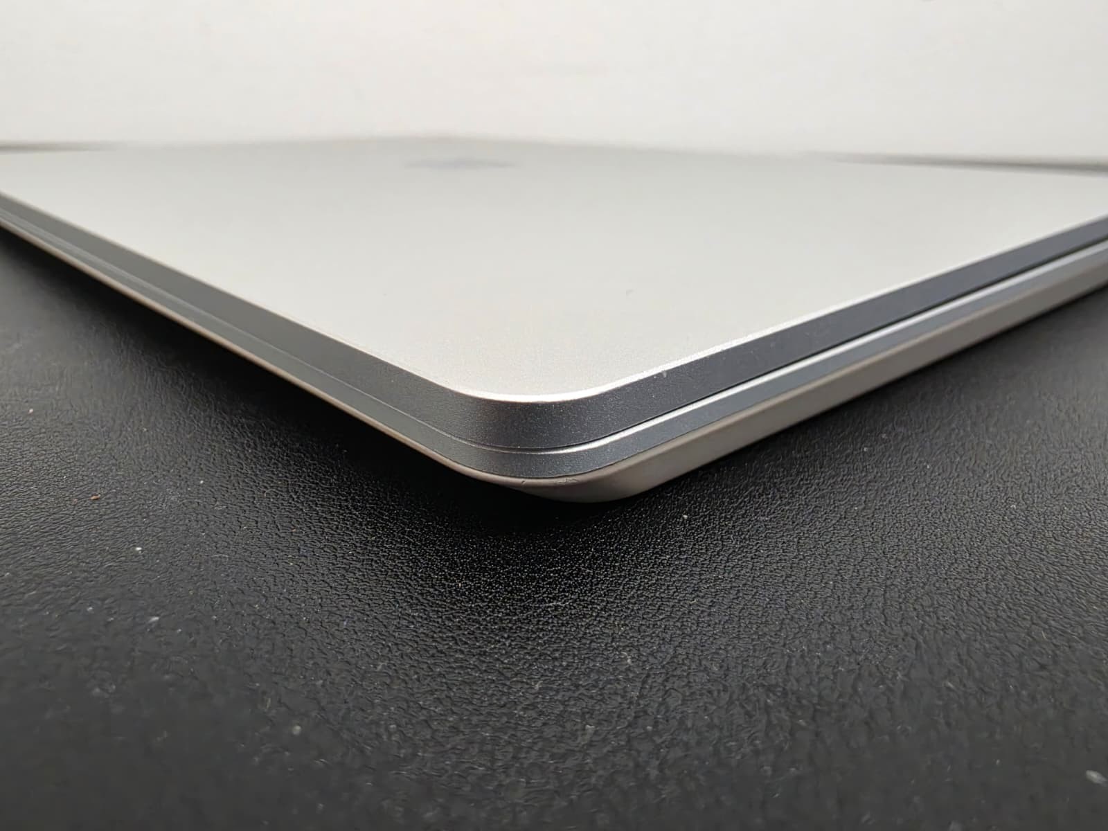 Microsoft Surface Laptop Go 2 – 12.4″ – i5-1135G7 16 GB Ram 256GB SSD Win 11