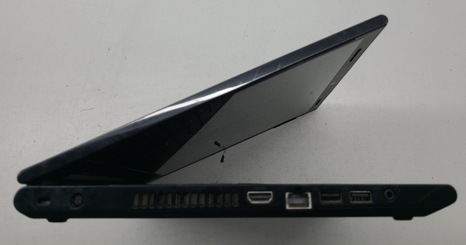 Dell Inspiron 3542 Laptop Intel Core i3-4030U 4GB RAM No HD/OS Bad Screen (FL)