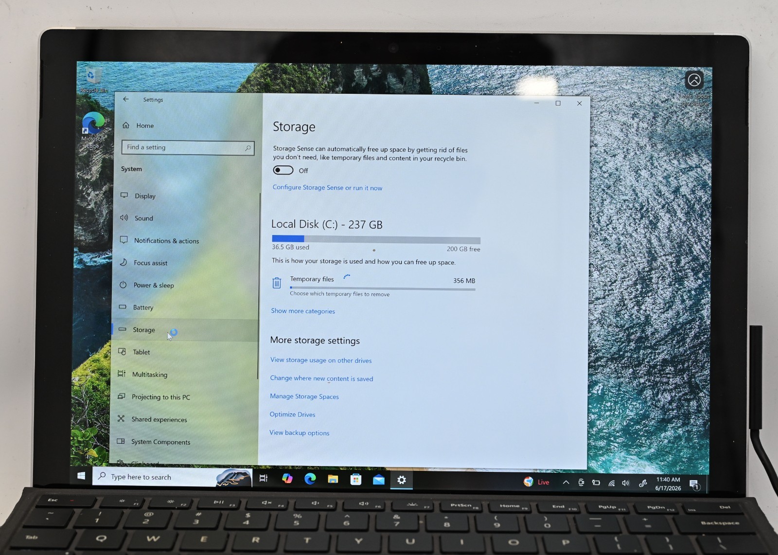 Microsoft Surface Pro 5 1796 i5-7300 2.6GHz 8GB RAM 256GB SSD Windows 10
