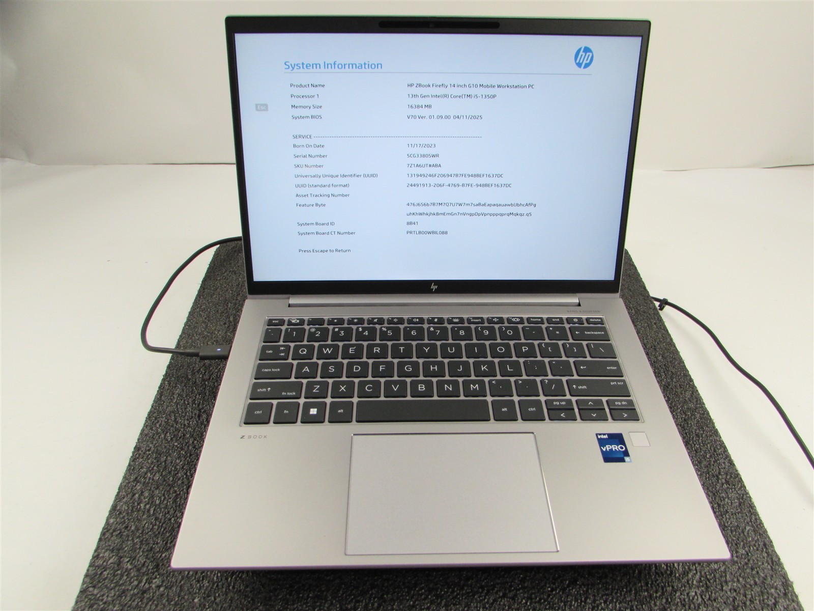 HP ZBOOK FIREFLY 14 (G10) 1920X1080 FHD CORE I5-1350P 256GB SSD 16GB RAM NO O.S