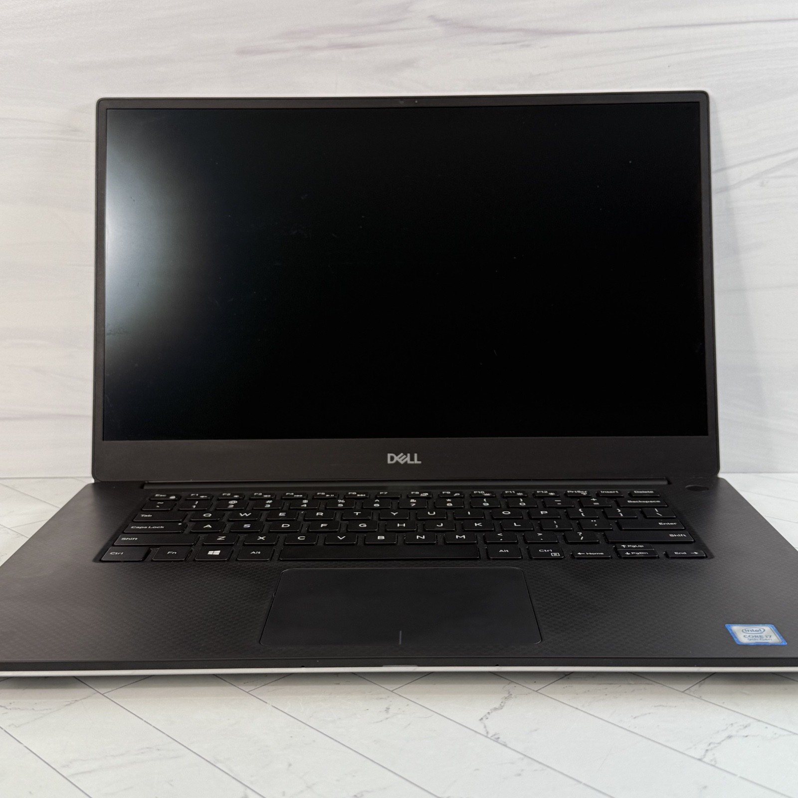 DELL XPS 15 Core i7 9th Gen 15.6″ Broken Bad Display #H875