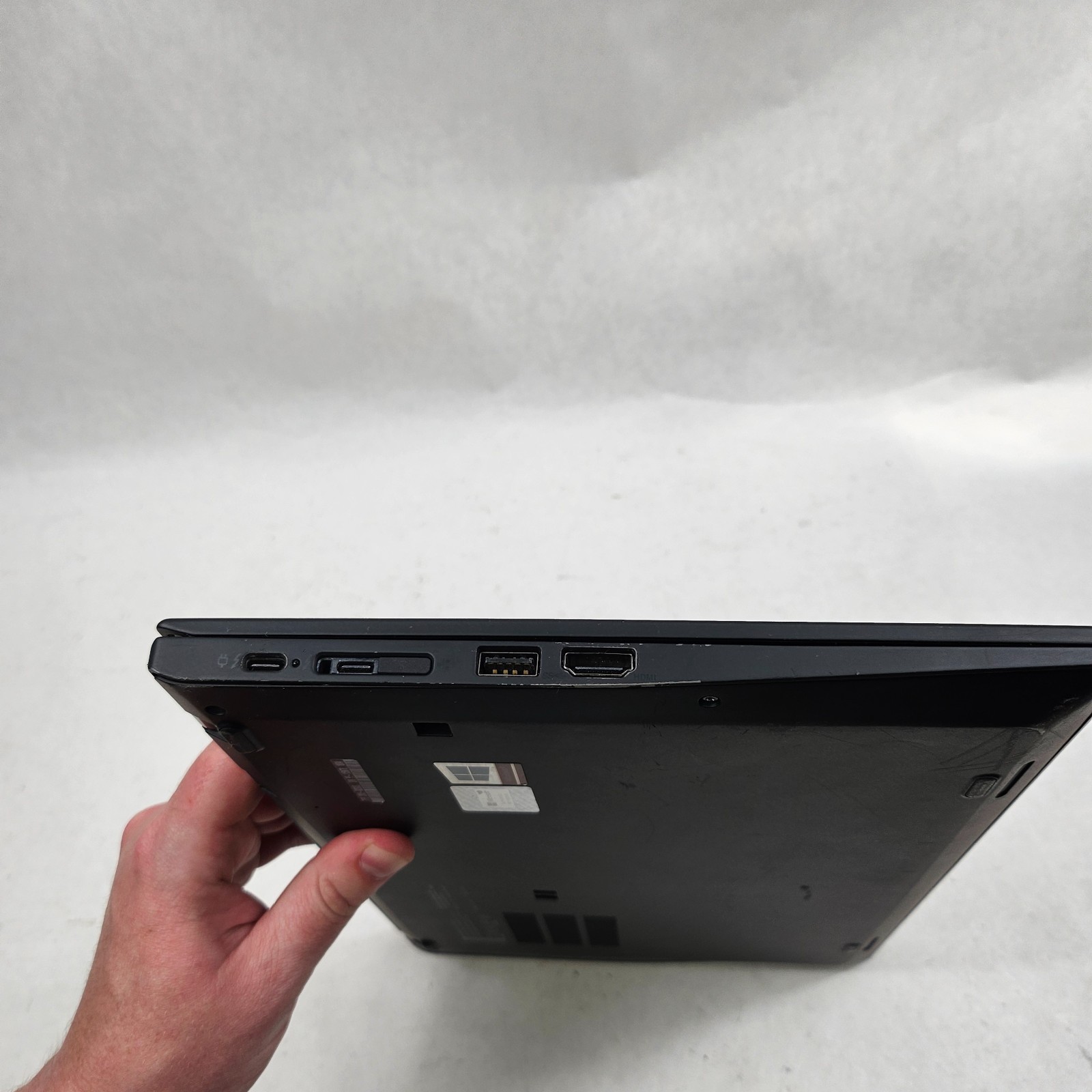 Lenovo ThinkPad X1 Carbon Gen 6 Laptop Core i5-8250U 8GB RAM 256GB SSD *READ*