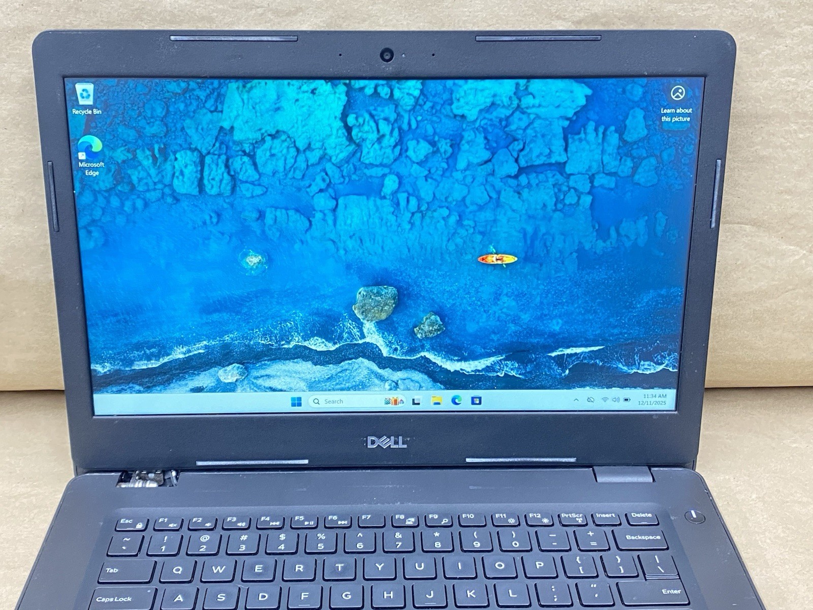 Dell Latitude 3490 – 14″ FHD – i5-8250U – 4GB – 128GB SSD – Win 11 Pro BIOS LOCK
