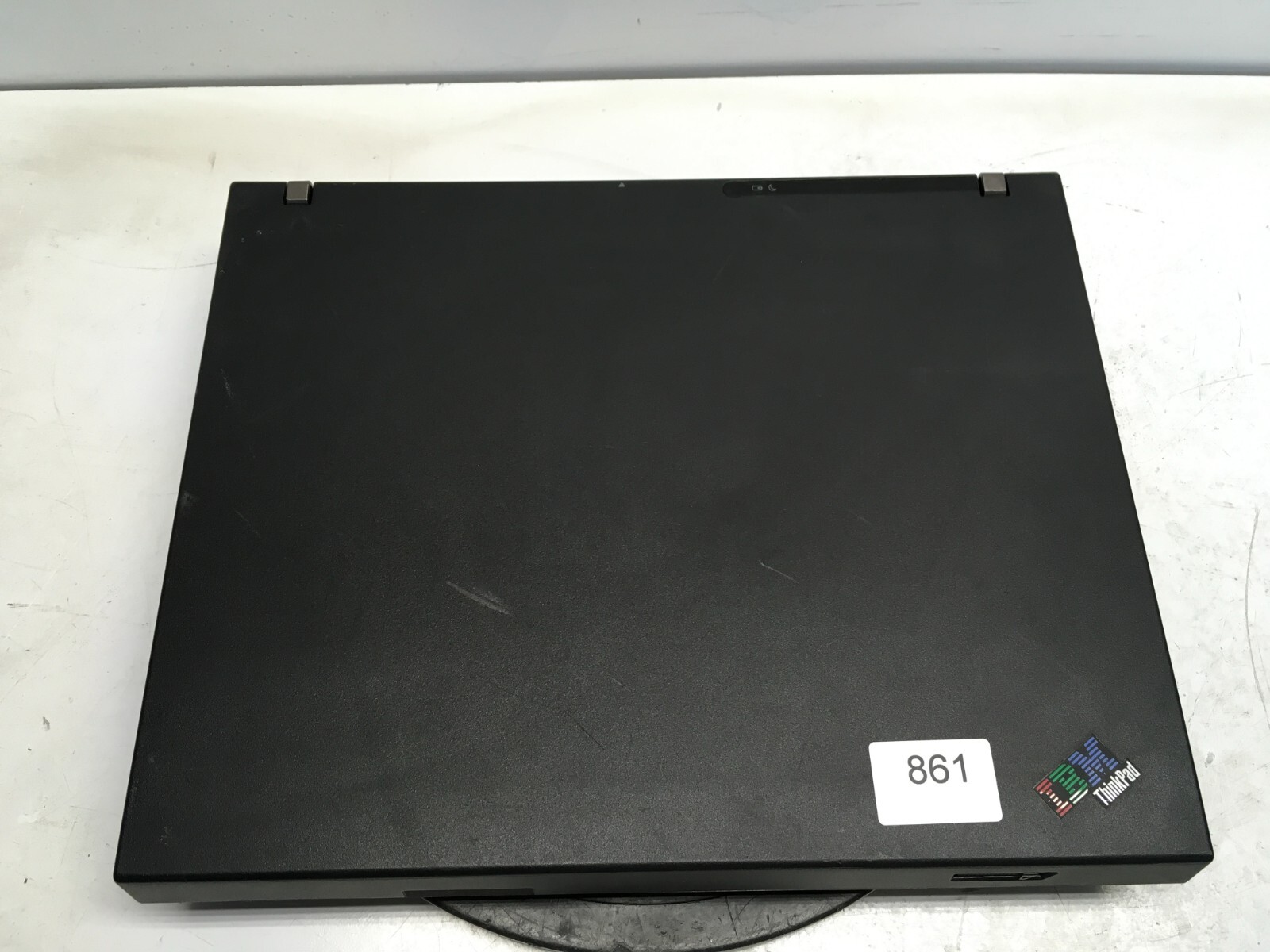IBM ThinkPad R52 Intel Pentium M 1.86GHz 1 GB NO HDD – Dim Screen