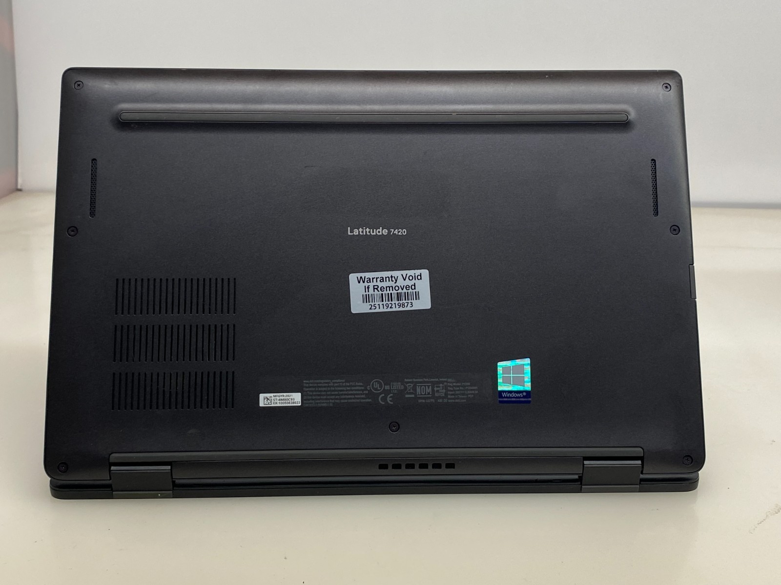 DELL LATITUDE 7420 i7-1185G7@3.00GHz 16GB RAM 256GB NVMe W11P *READ