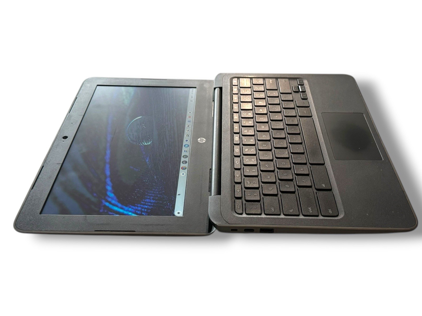 HP Chromebook 11 G7 EE 11.6” 4GB 16GB Celeron Chrome OS No Charger