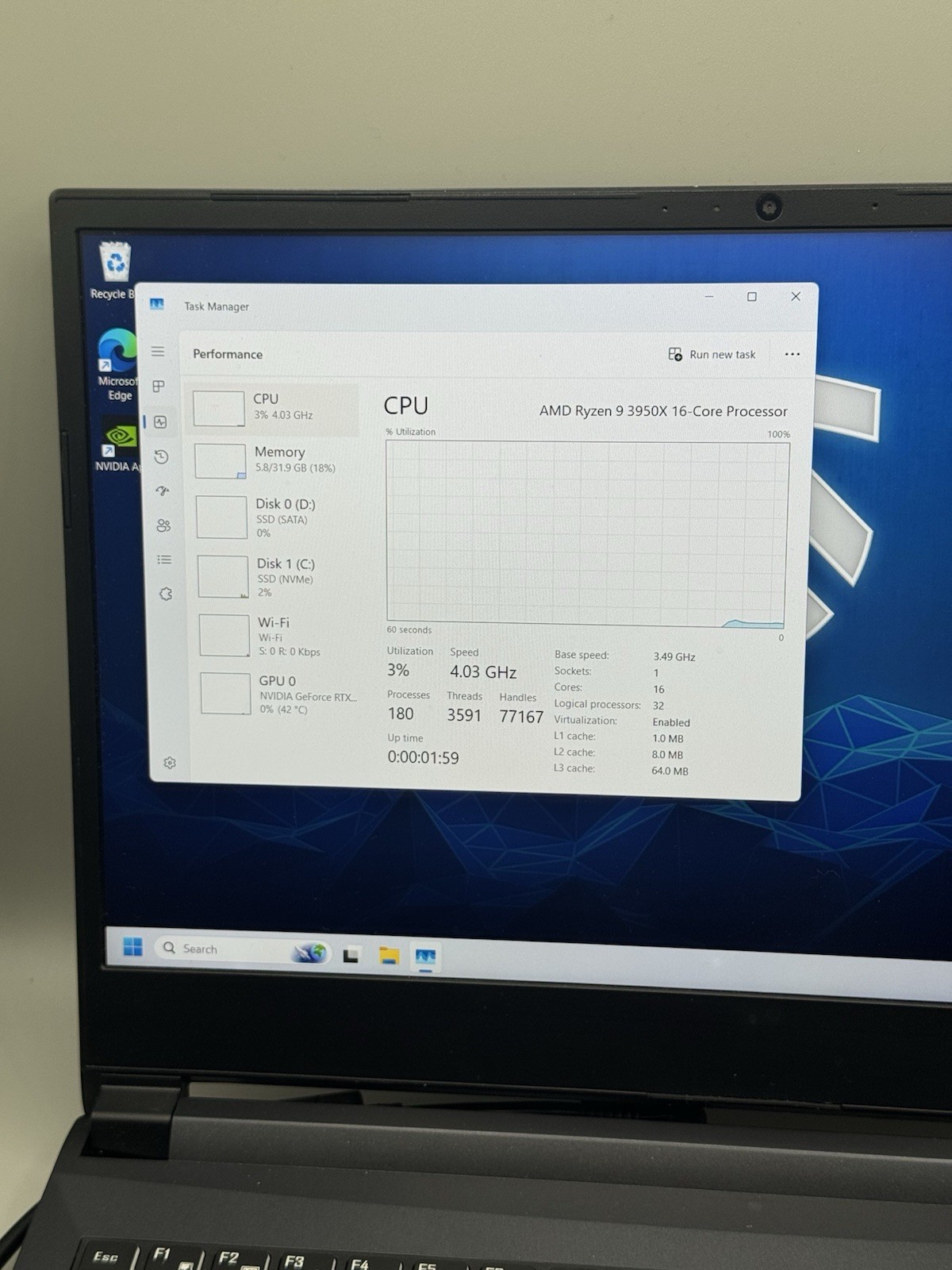 Eluktronics THICC-15 Ryzen 9 3950X 16-Core RTX 2070 32GB/960GB Gaming Laptop
