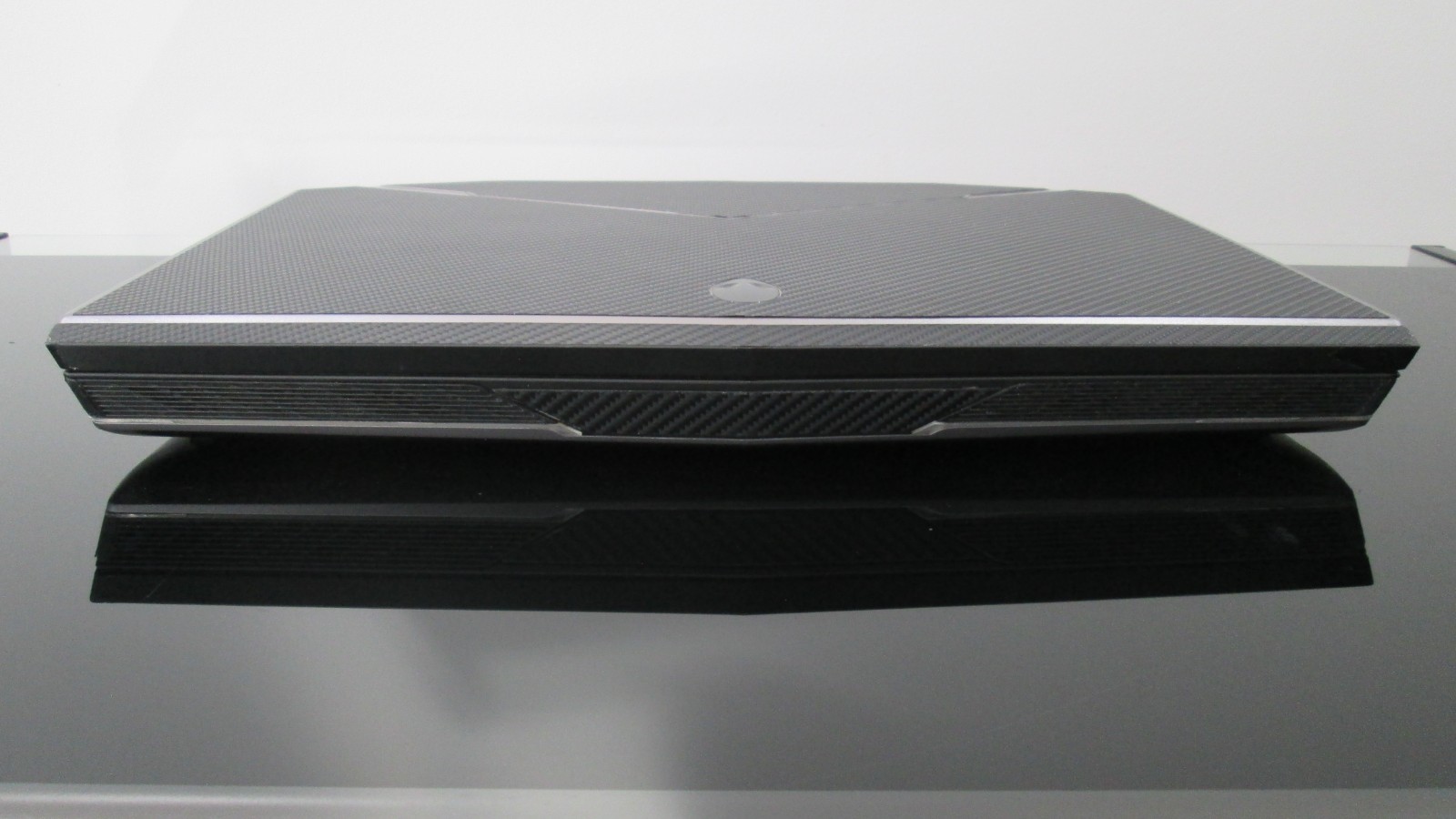 Alienware 17 R3 i7-4930MX CPU/GTX 1070 GPU/32GB RAM/1TB SSD+Adapter & Box WORKS!