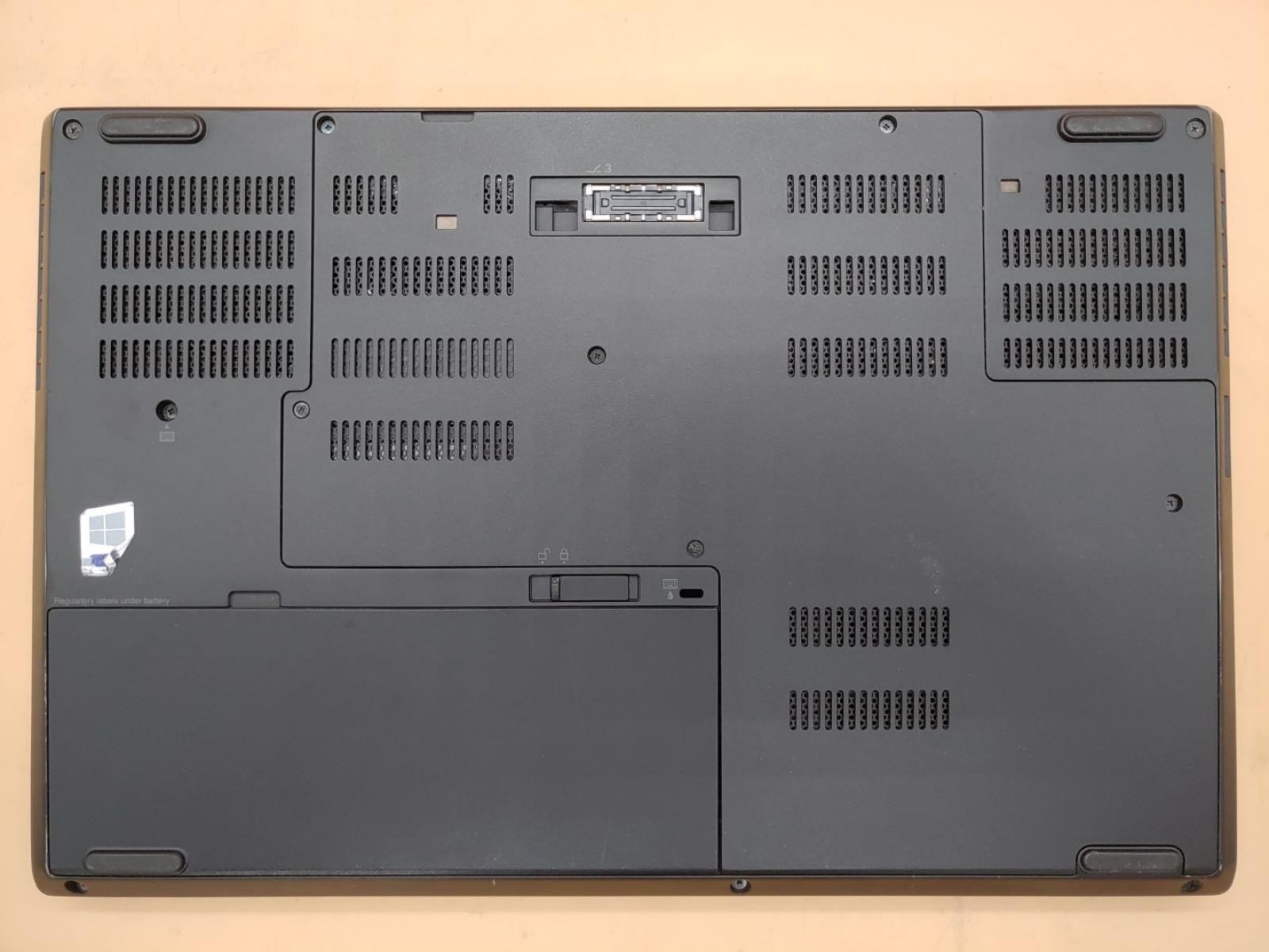 Lenovo ThinkPad P51 15.6″ Intel i7-7820HQ 32GB Quadro M2200M *NO SSD/NO OS/NO AC