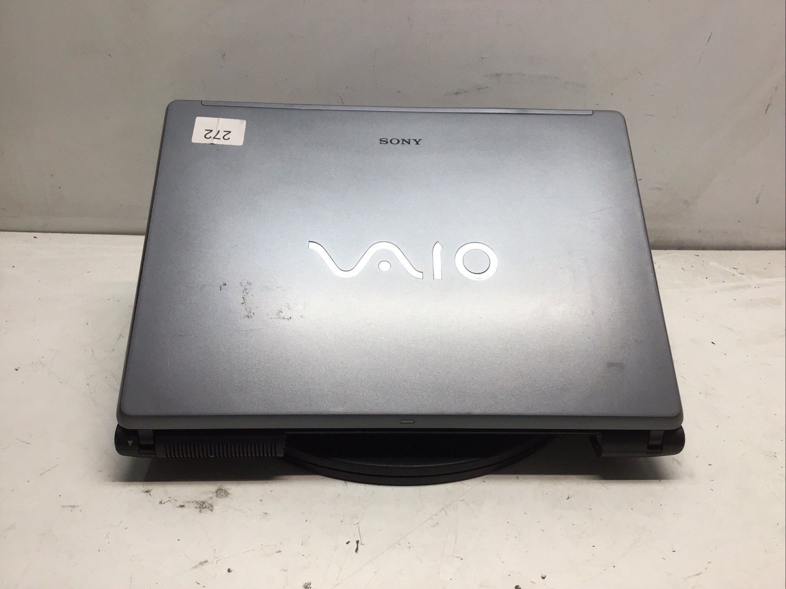 Sony Vaio VGN-FE880E Intel Core 2 Duo T5500 1.66GHz 2 GB NO HDD