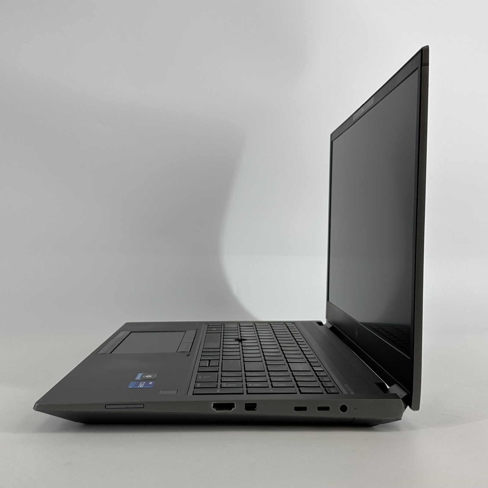 HP ZBook Fury 15 G8 FHD i7-11800H 2.30GHz 32GB 512GB SSD RTX A2000 Good
